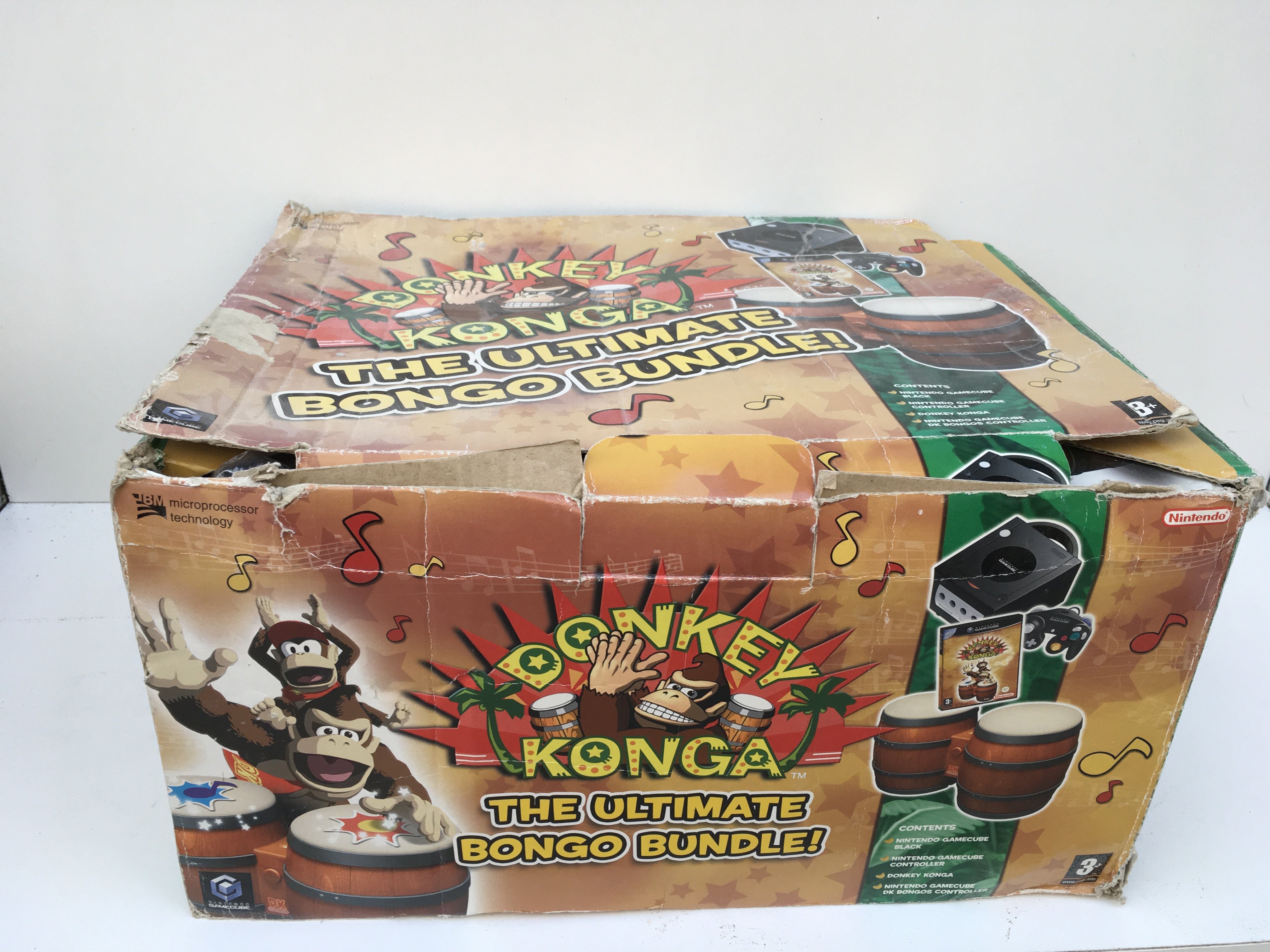 A boxed Nintendo GameCube Donkey Konga.. The ultimate Bongo Bundle. Includes manual..cables..bongo drums..boxed games disc. No reserve