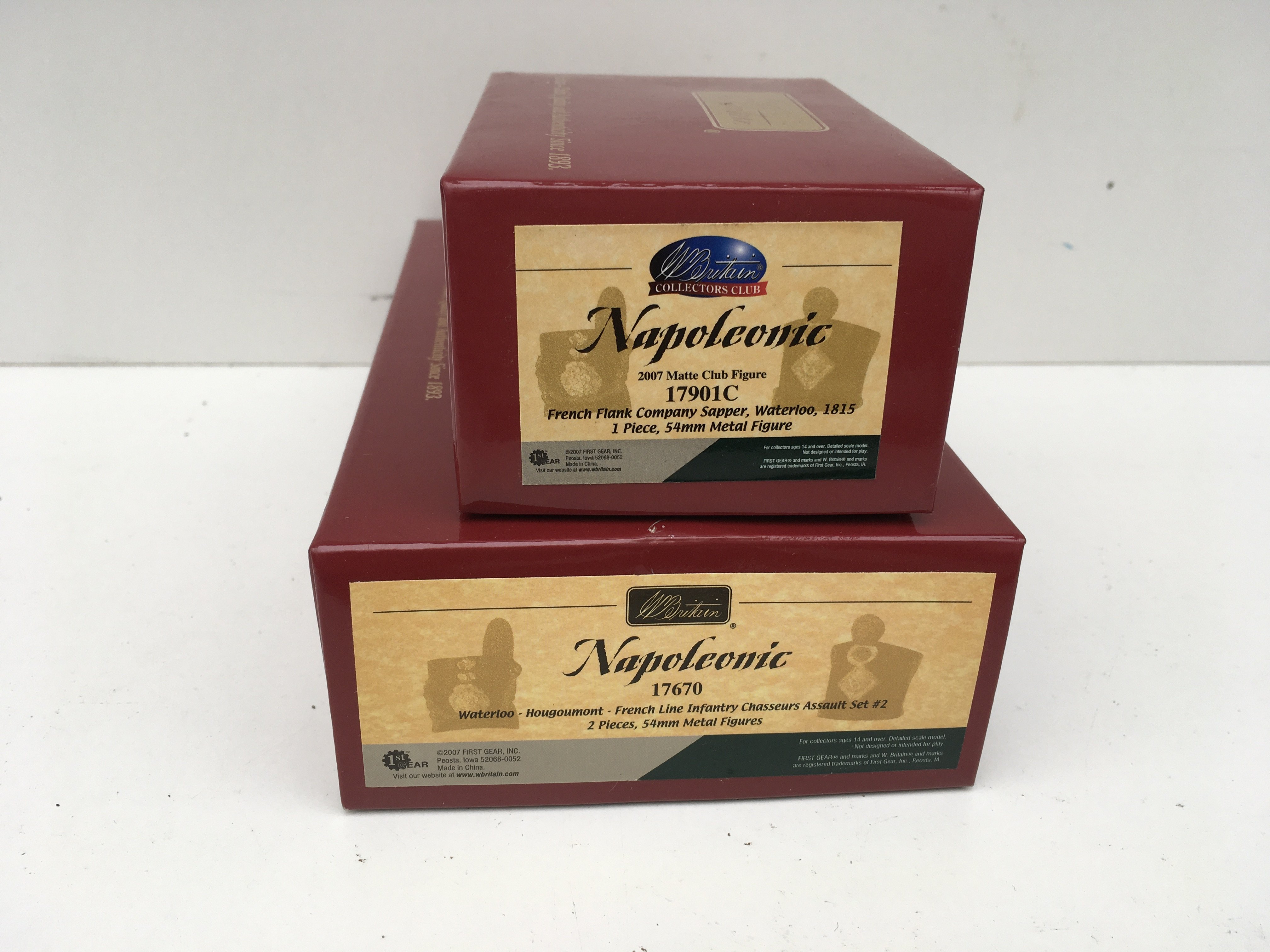 2x boxed Britain Minature military models featuring 17670 Assault set 2 and 17901C French Sapper. No reserve