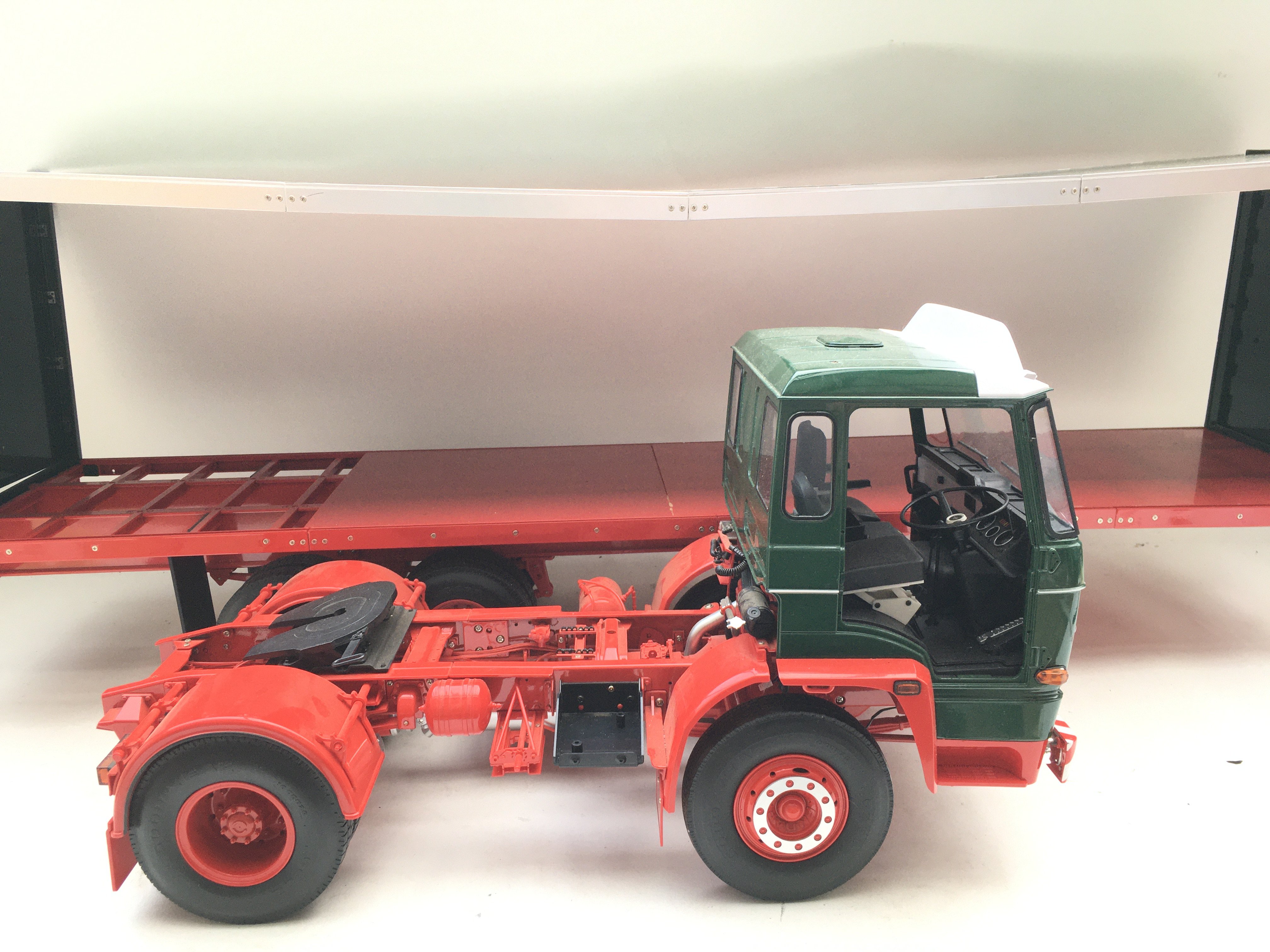A Hachette Partworks Model Of Eddie Stobart Haulage Truck Twiggy. 1:12 Scale. Part Built with all Magazines And Parts.(3).
