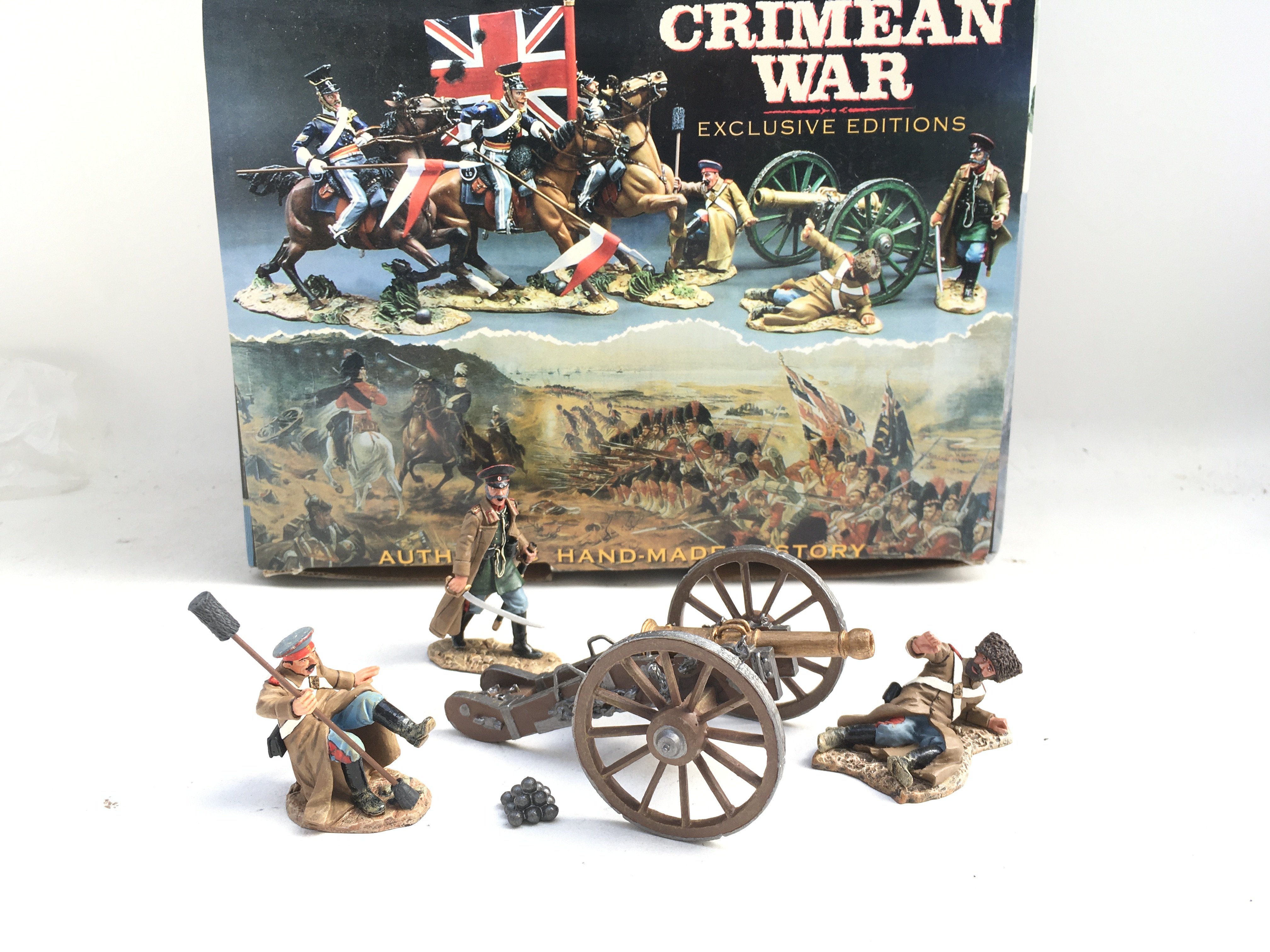 A Boxed King And Country Russian Gun Team.