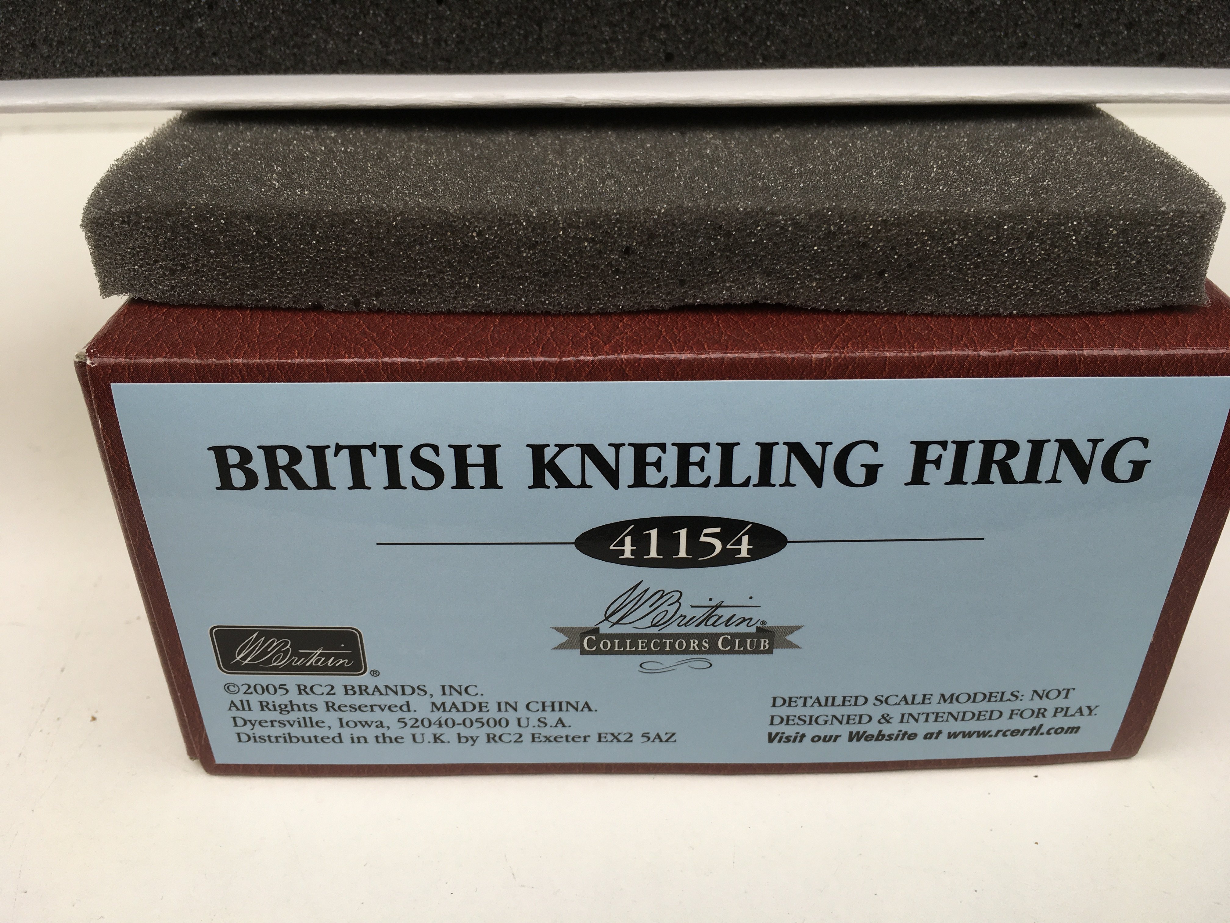 Boxed Britain Minature Military Model set featuring 41154 British Kneeling Firing. No reserve