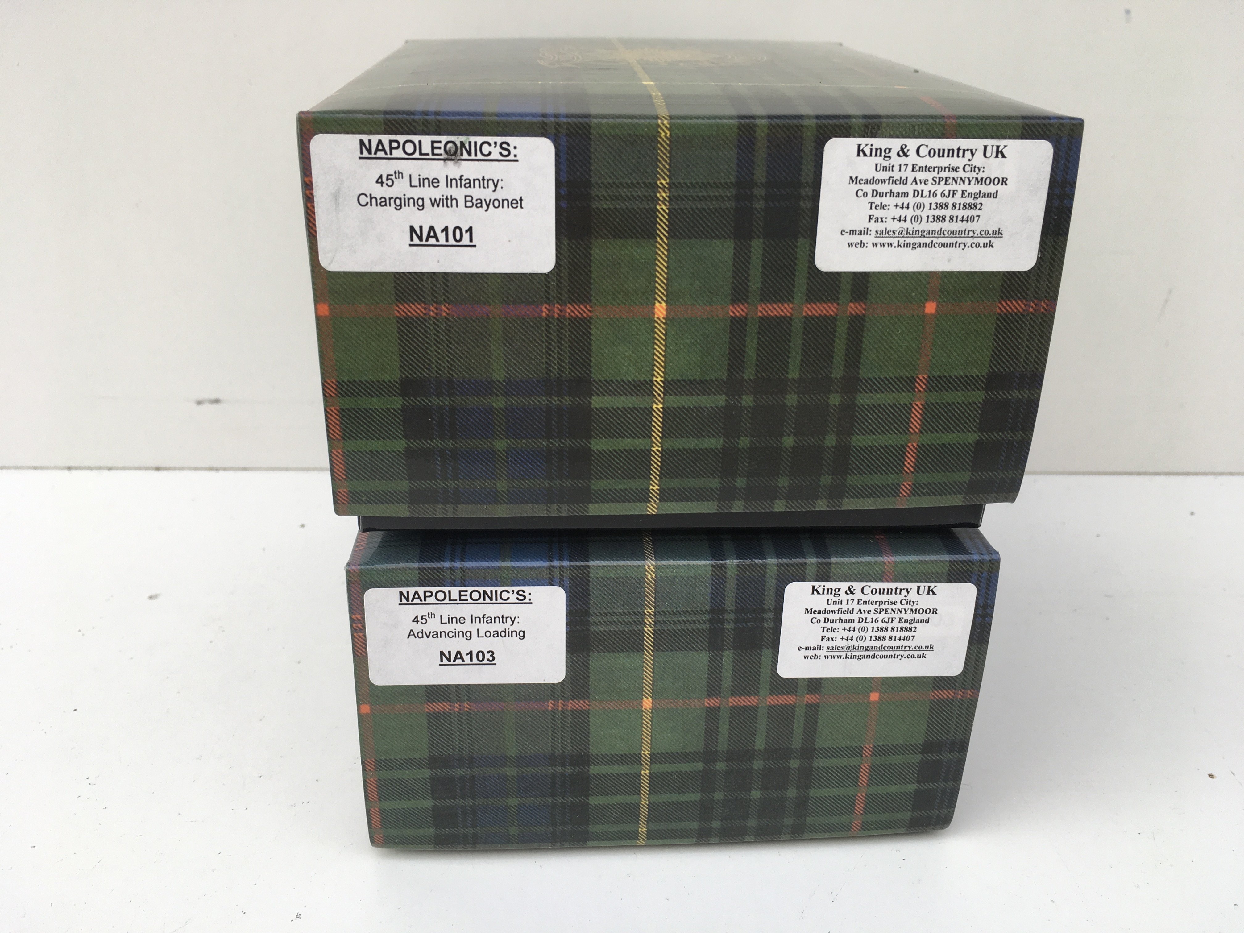 2x boxed King and Country Napoleonic Minature Military models featuring the 45th Line infantry includes NA101 Charging with Bayonet and NA103 Avancing Loading. No reserve