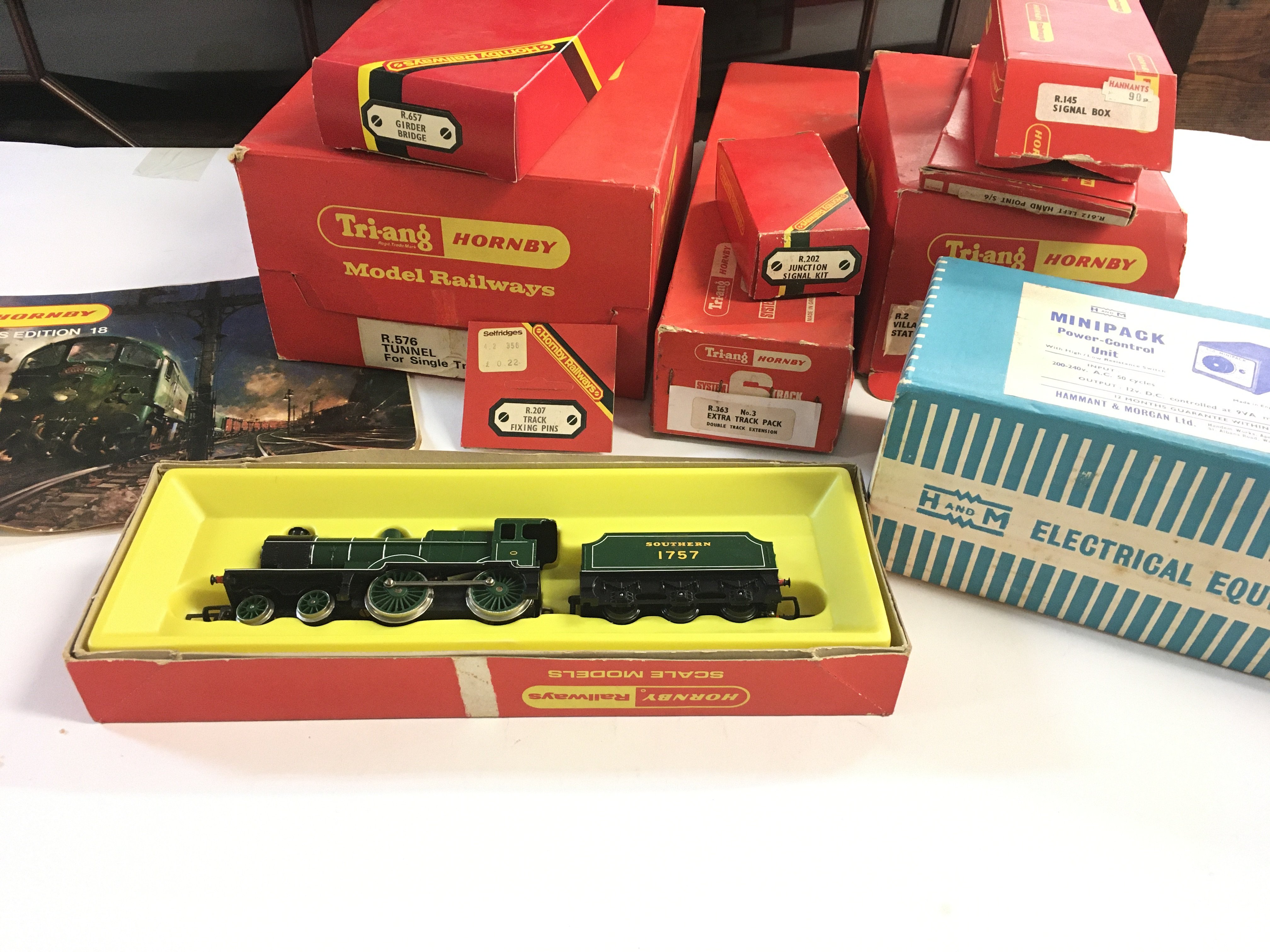 A Small Collection of Hornby 00 Gauge Boxed Track and Buildings And A S.R. 4-4-0 L.I Locomotive #R350.
