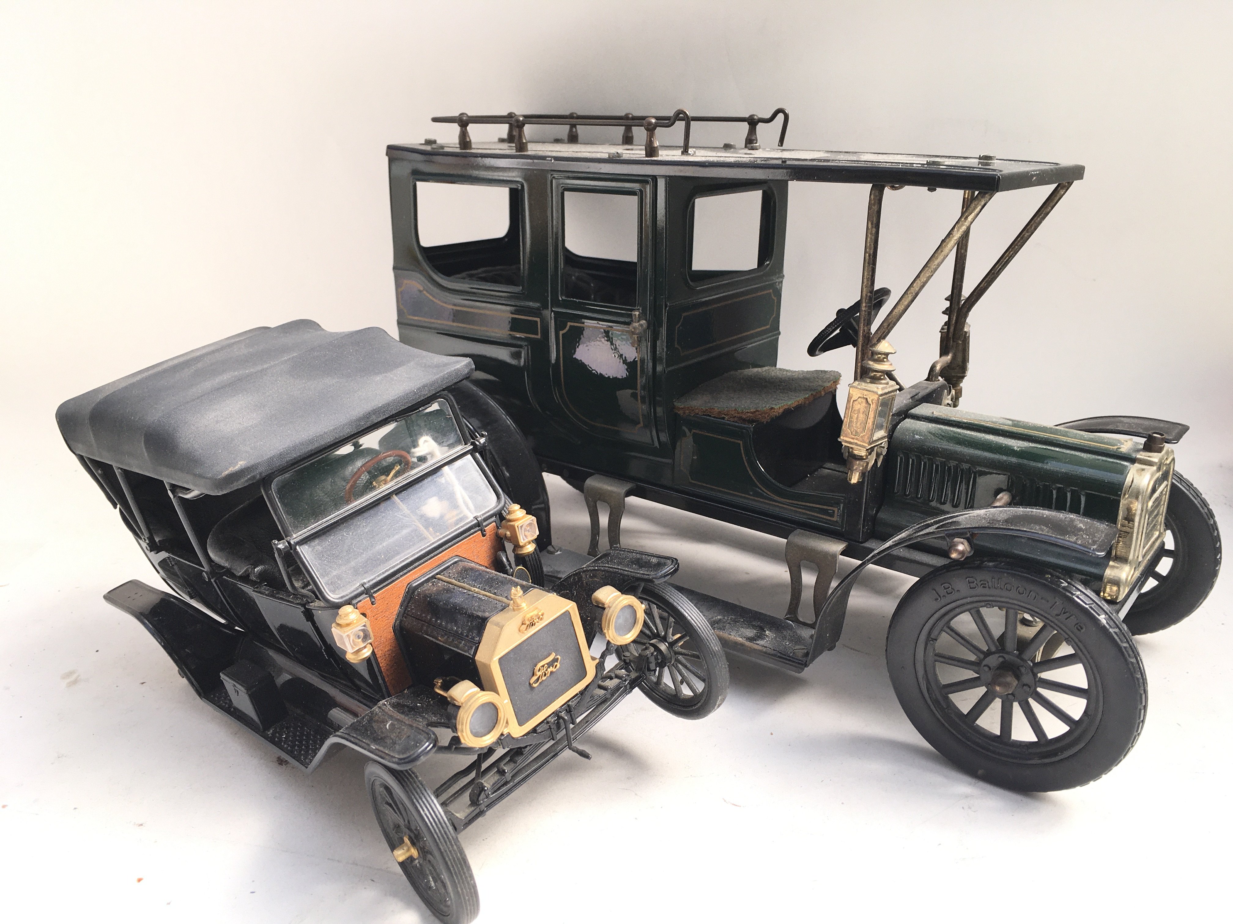Two Small Models Of Vintage Cars. 1 A/f By Franklin Mint.