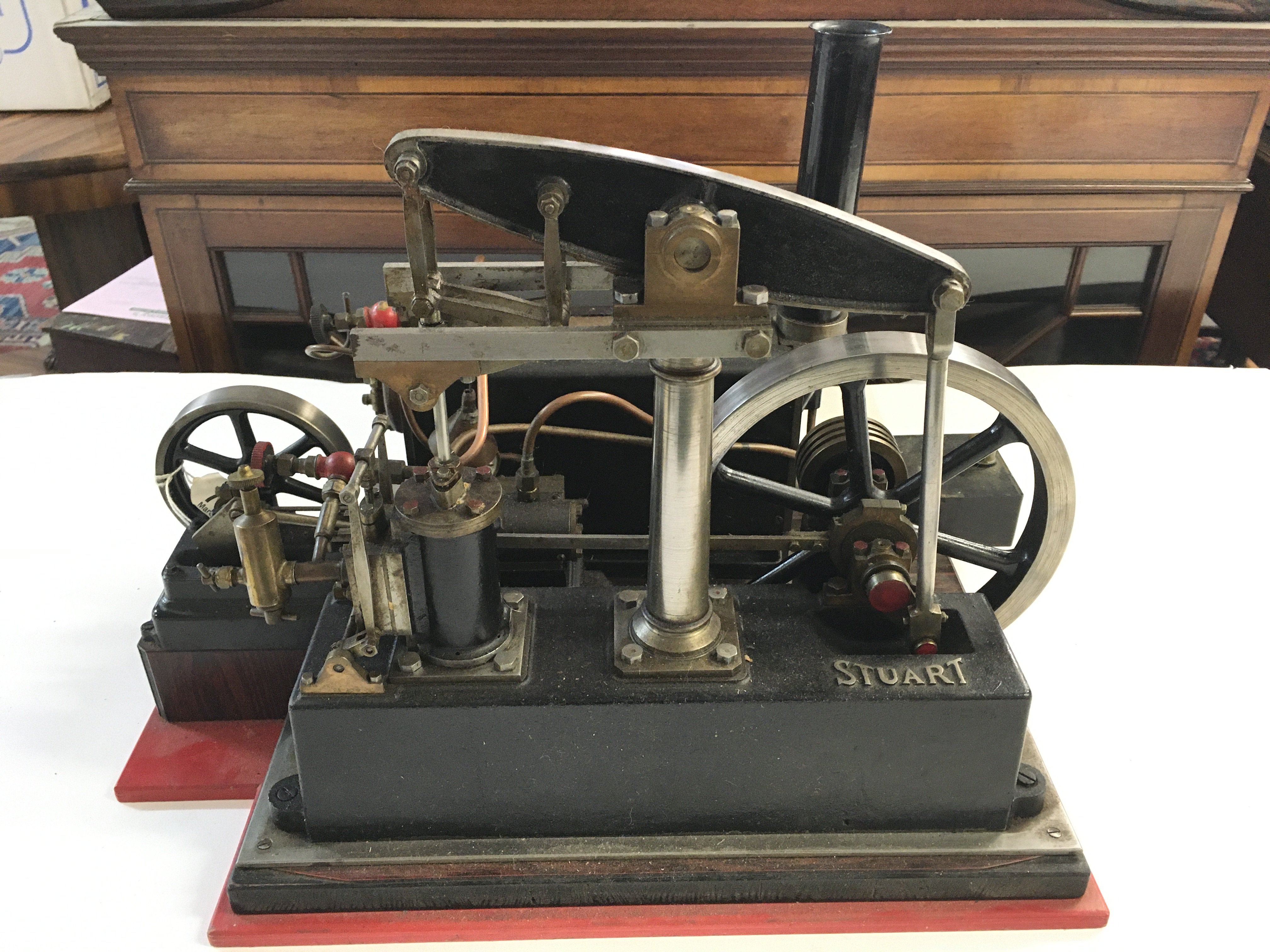 A Stuart Turner Ltd Live Steam Beam Engine. Approx size Height 33Cm. Length 50Cm. This Lot Cannot Be Posted.