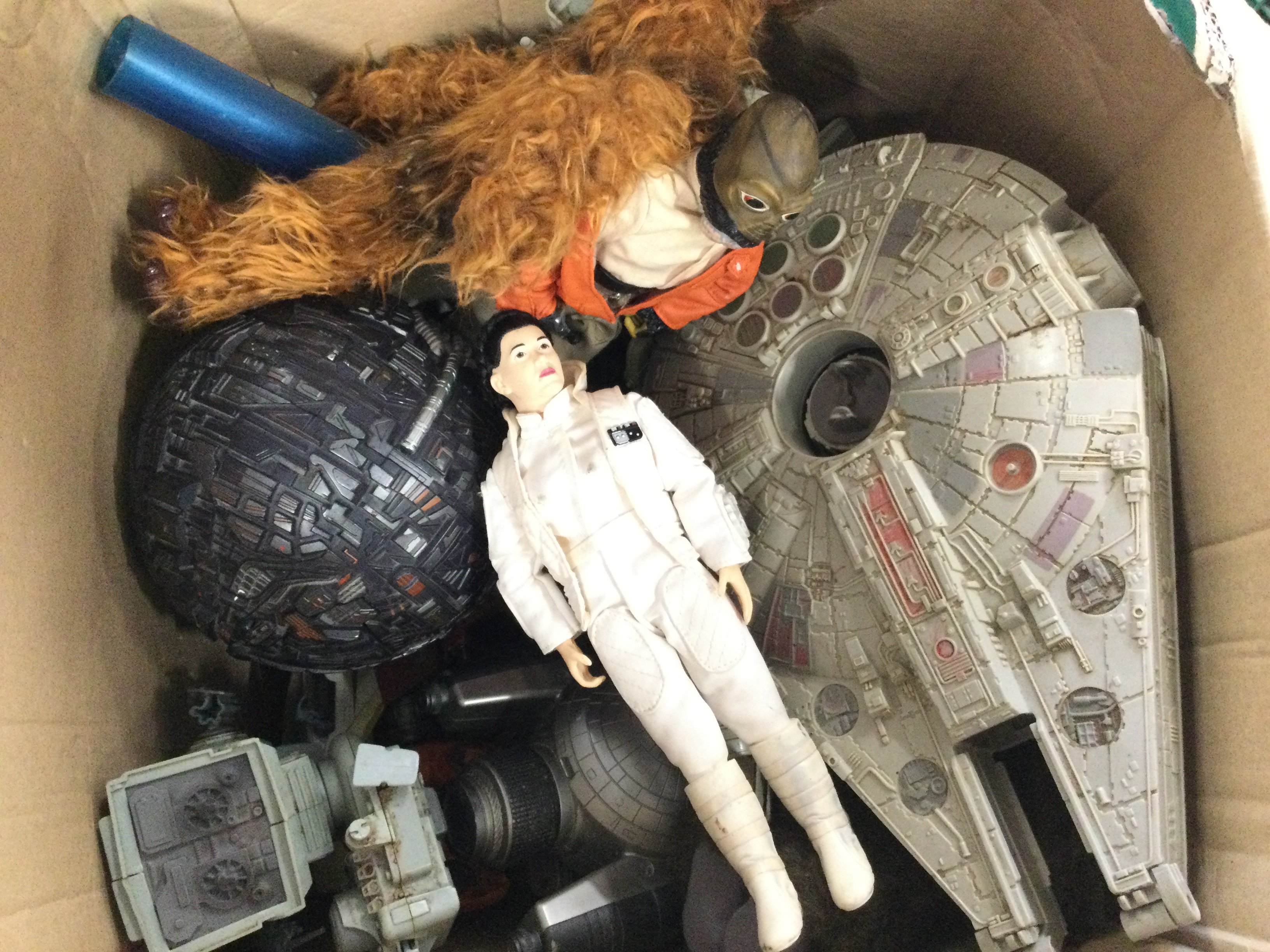 A Box Containing Various Modern Star Wars Toys. No Reserve.