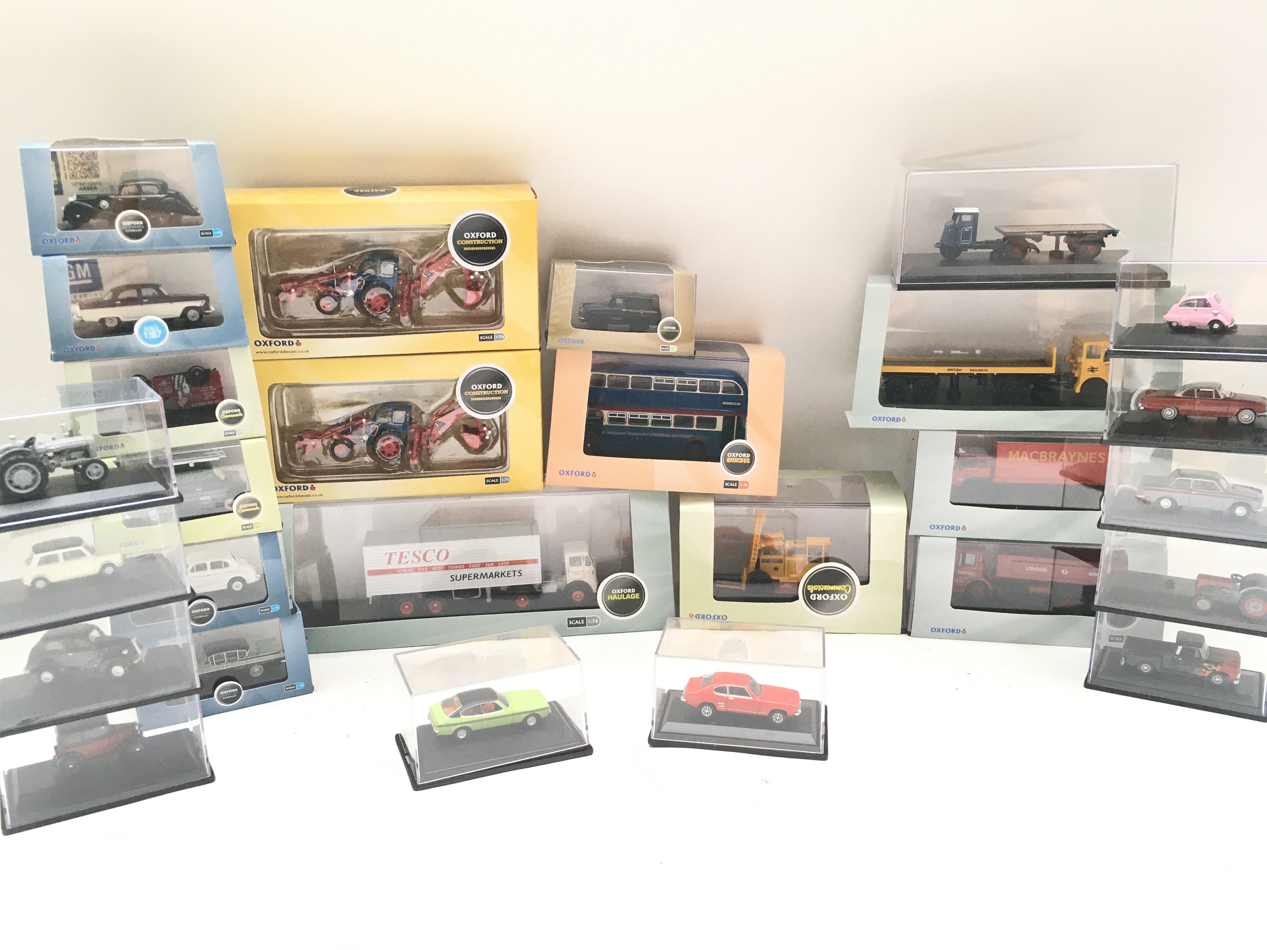 A Small Collection of Boxed Oxford Diecast. No Reserve.