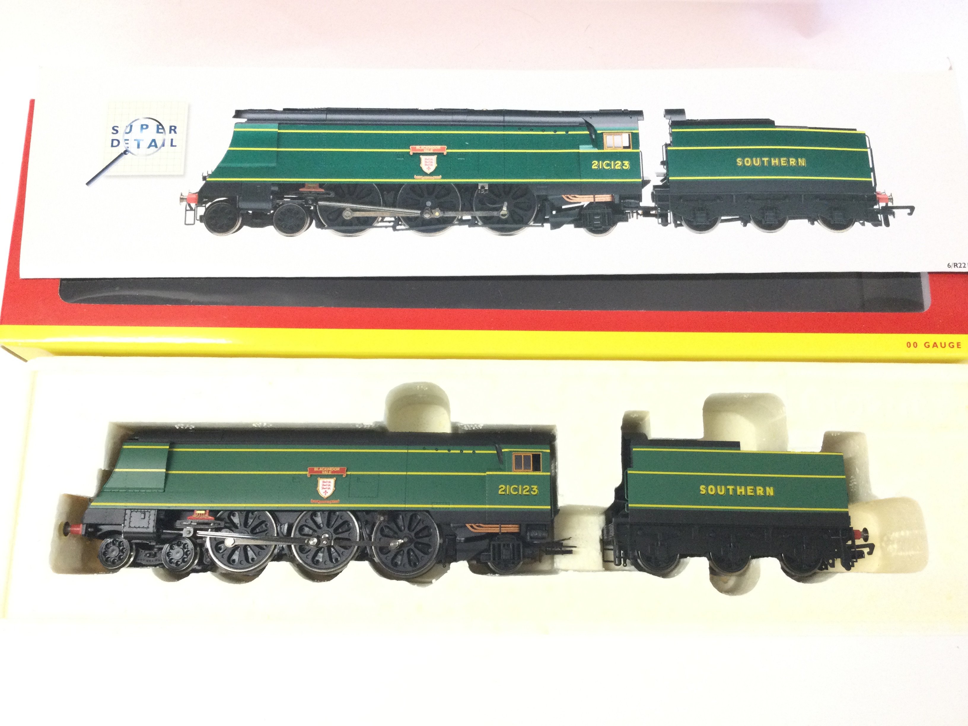 A Boxed Hornby 00 Gauge SR 4-6-2 West Country Class 21C123 Blackmoor Vale #R 2219.
