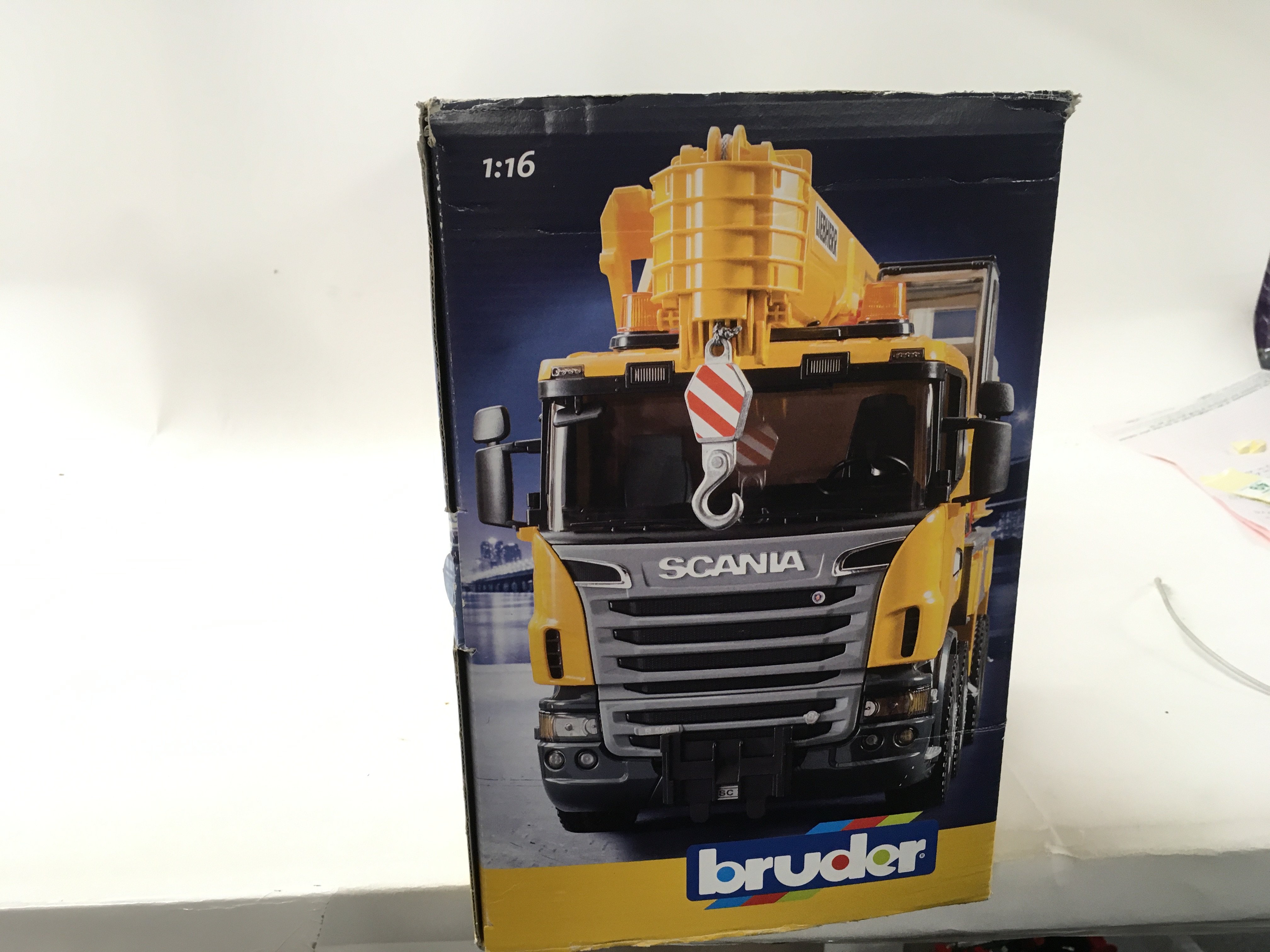 A boxed unused model crane by bruder 1:16 scale. No reserve