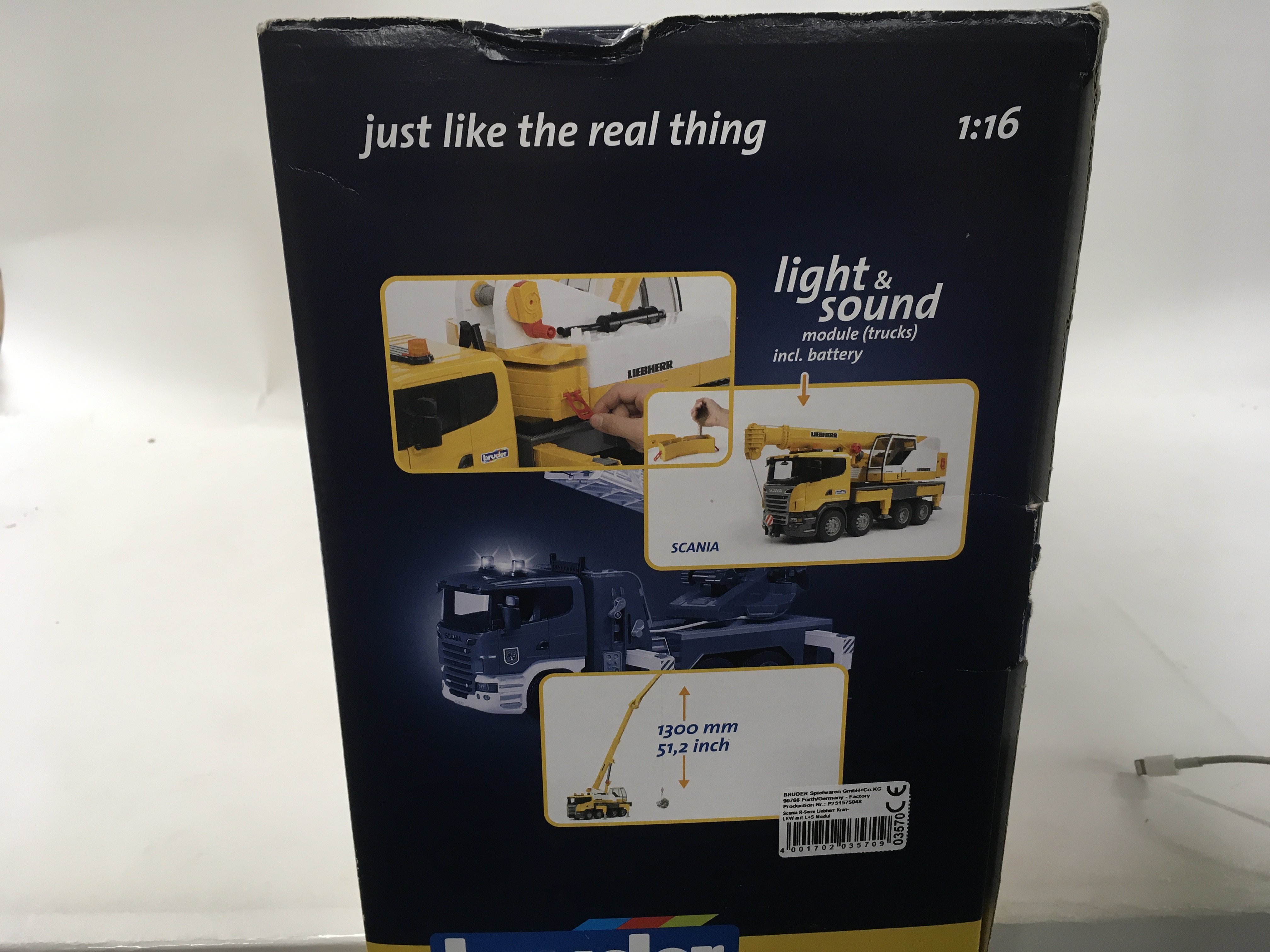 A boxed unused model crane by bruder 1:16 scale.