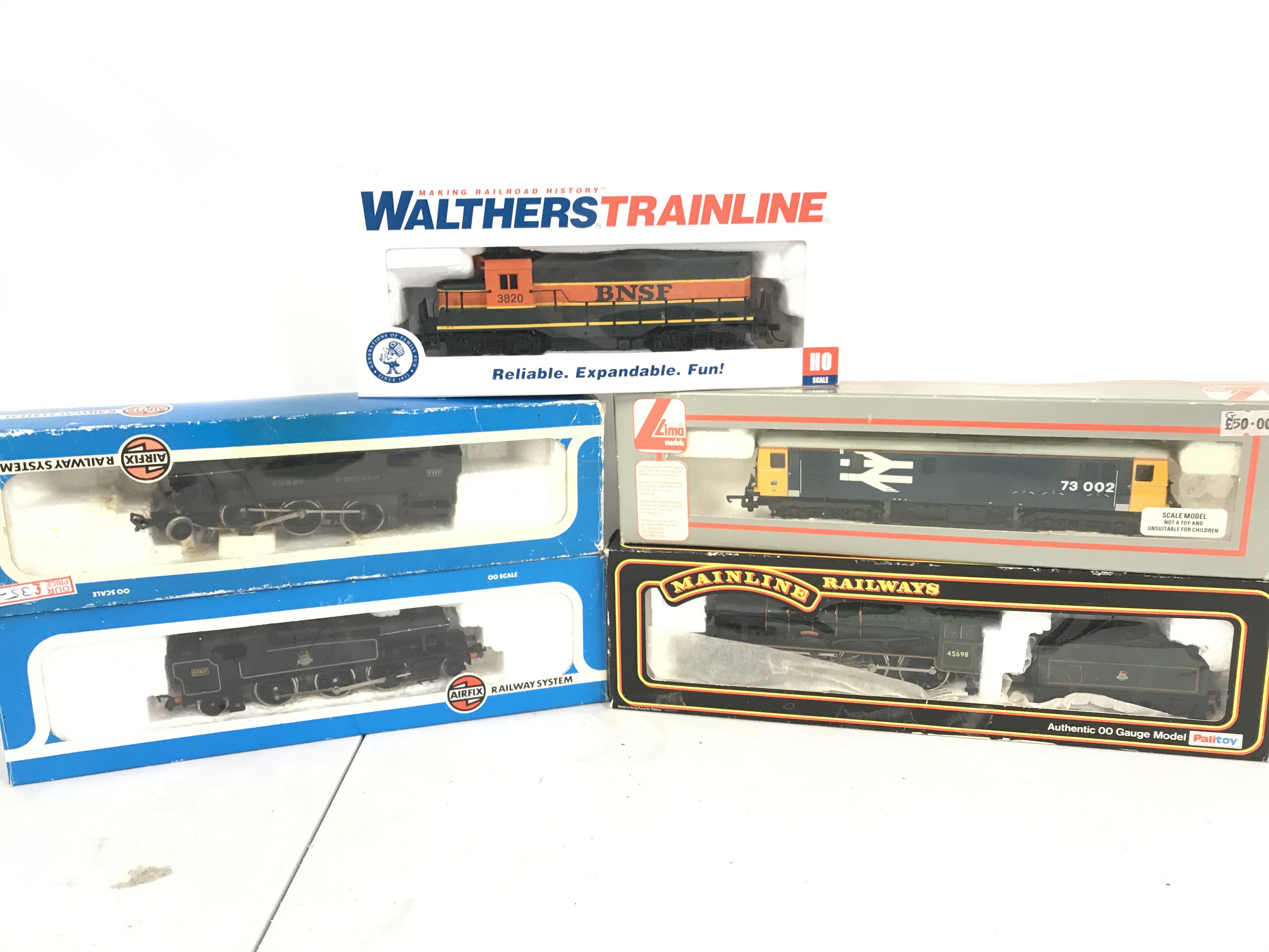 A Box Containing Boxed And Loose 00 Gauge Locomotives. No Reserve.
