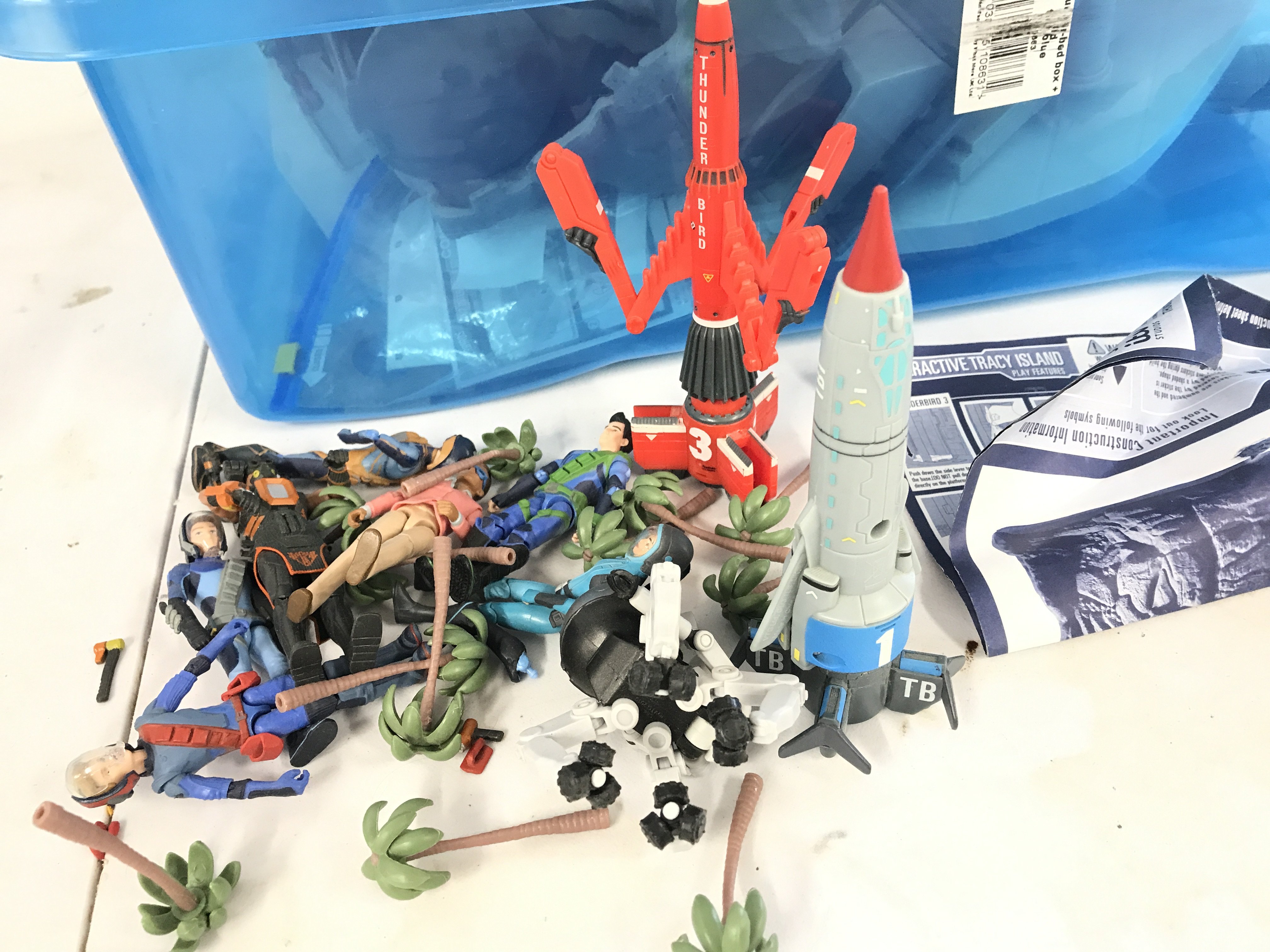 A Modern Thunderbirds Play Set With Accessories. No Reserve.