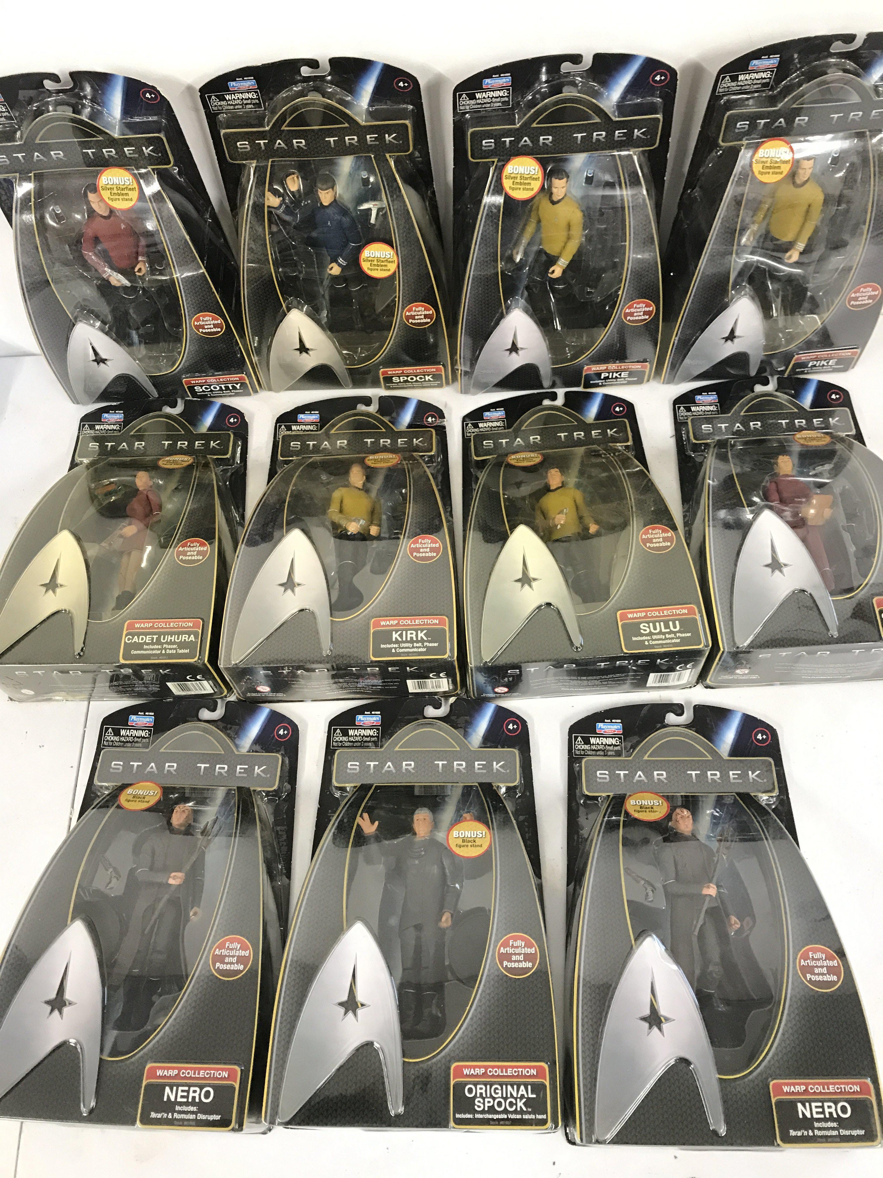 A Collection Of 11 Warp Collection Star Trek Figures. No Reserve,