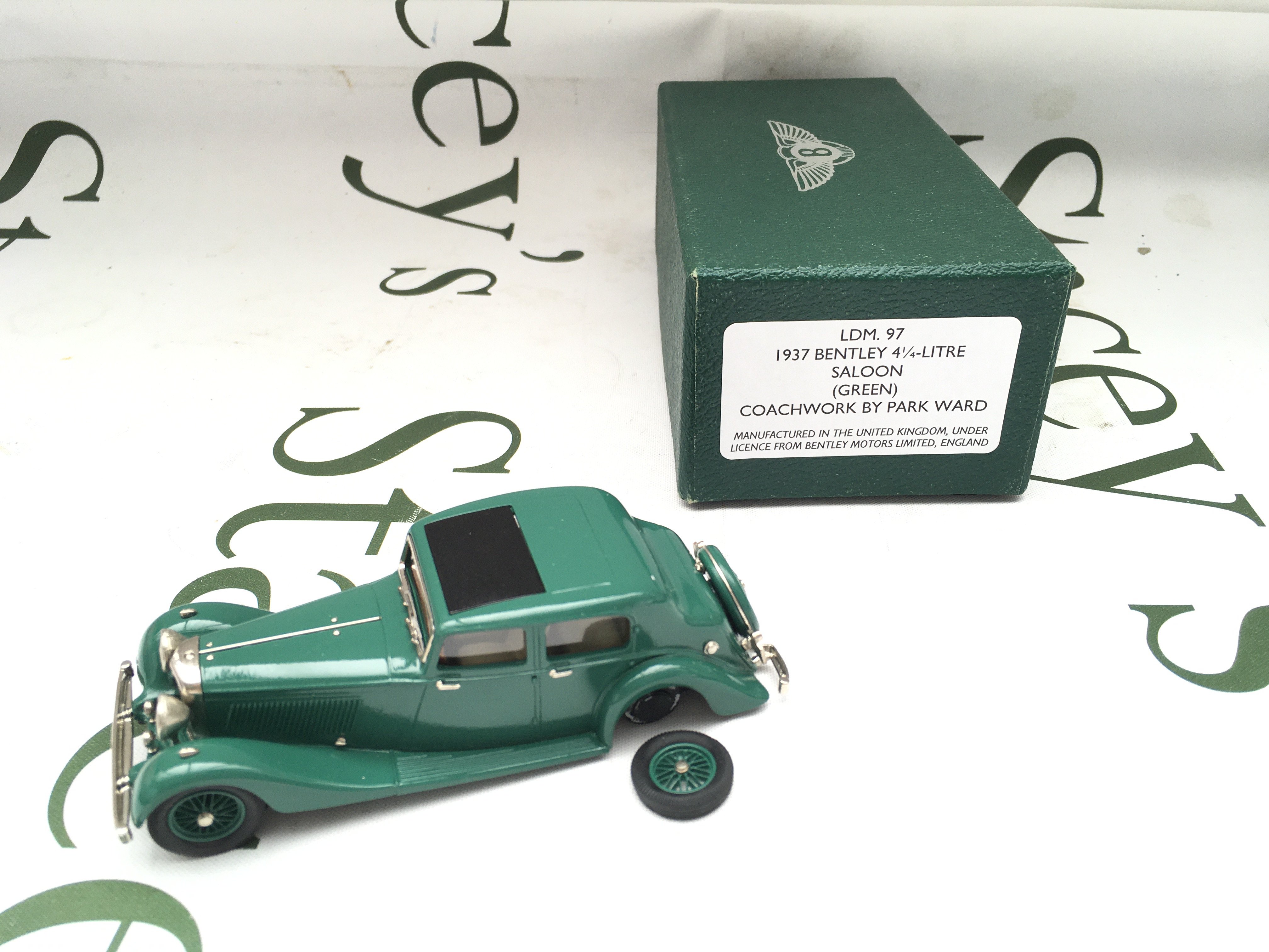 A Boxed Lansdowne Models 1937 Bentley. Damaged Wheel.