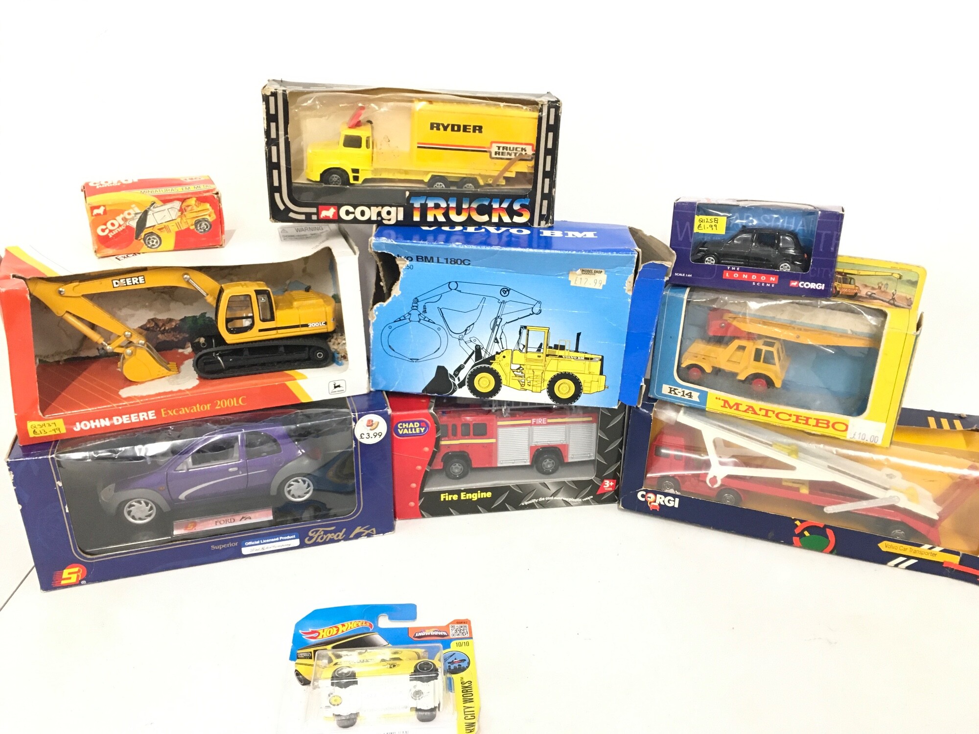 A Collection Of Boxed And Loose Diecast. Boxes In Various States. No Reserve.