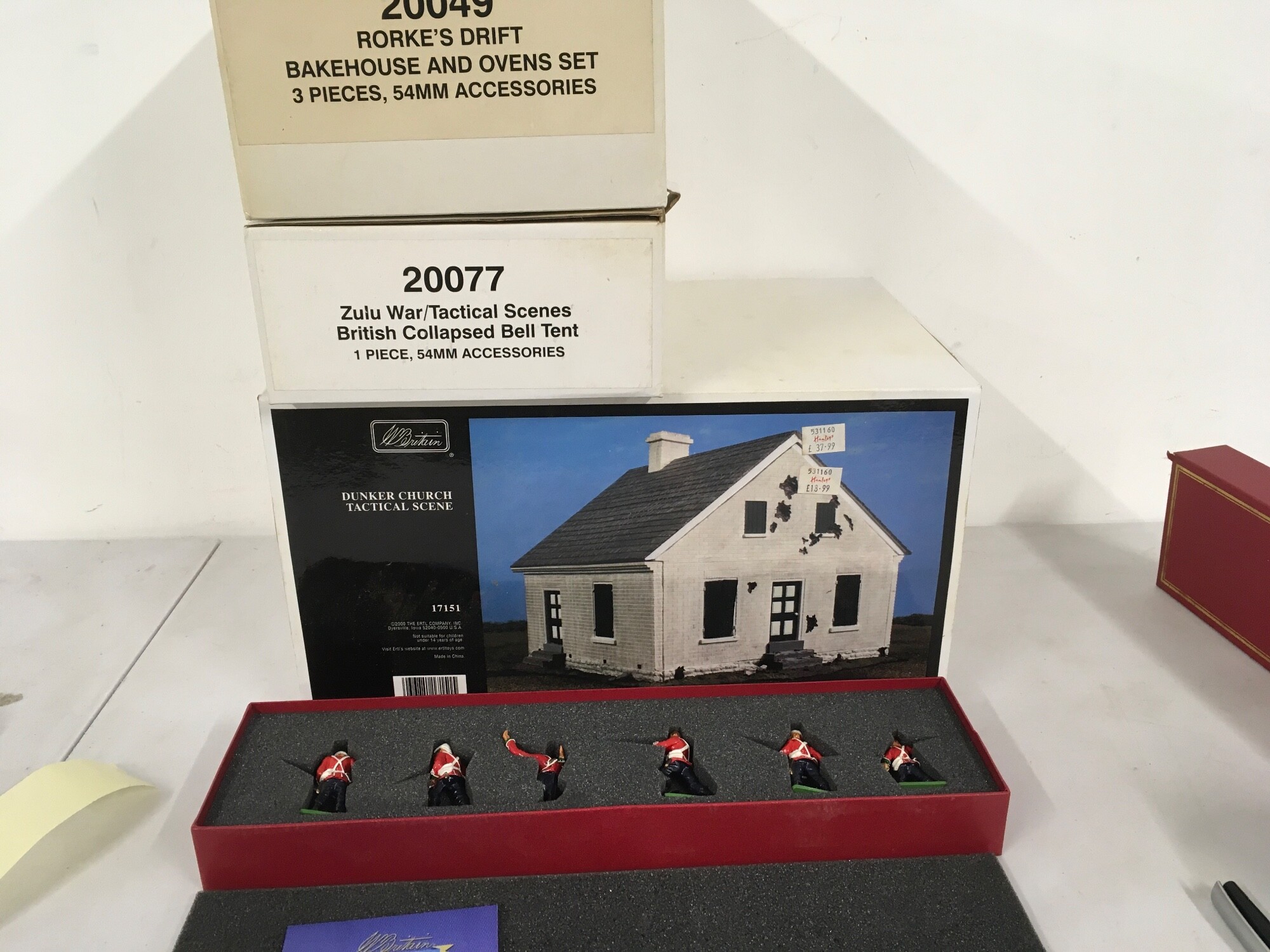 4 x boxed Britains sets includes 17151 Dunker Church Tactical scene, 20077 Zulu Wars collapsed British Command Tent, 20049 Rorkes Drift Bakehouse and Oven set, 40177 Holding the Line.  No reserve(3)