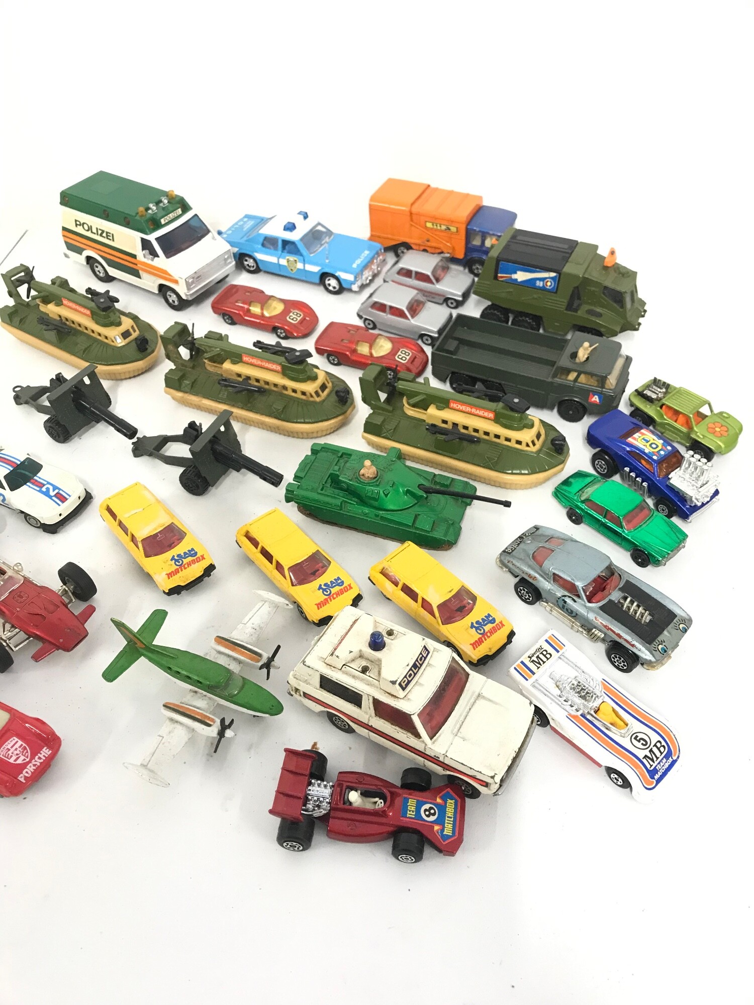 A Collection Of Loose Matchbox Diecast. Mostly In Very Good Condition. No Reserve.