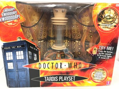 A Boxed Doctor Who Tardis Playset. No Reserve.