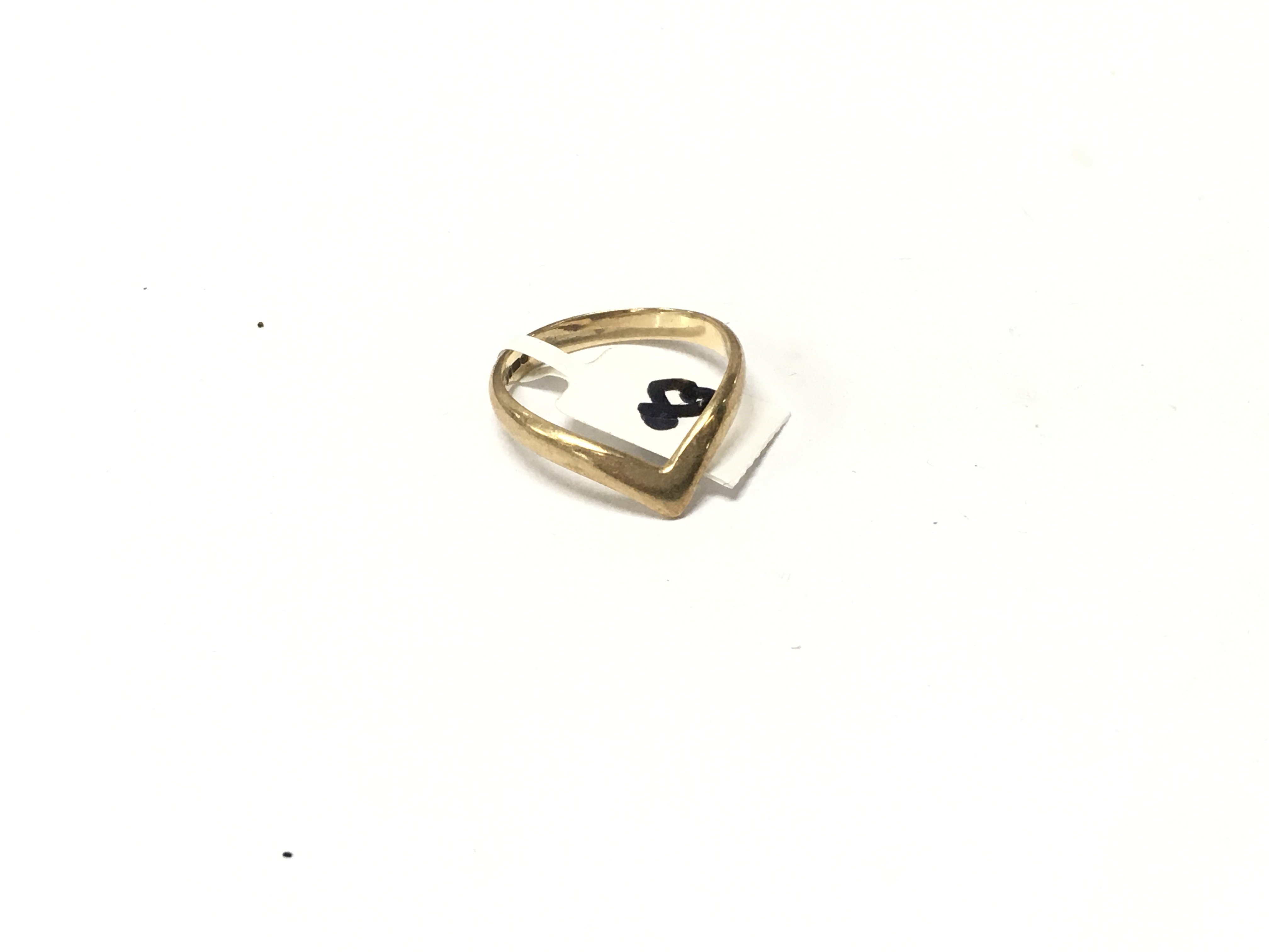 A 9ct gold wishbone ring, size P.approx weight 2.16 grams.