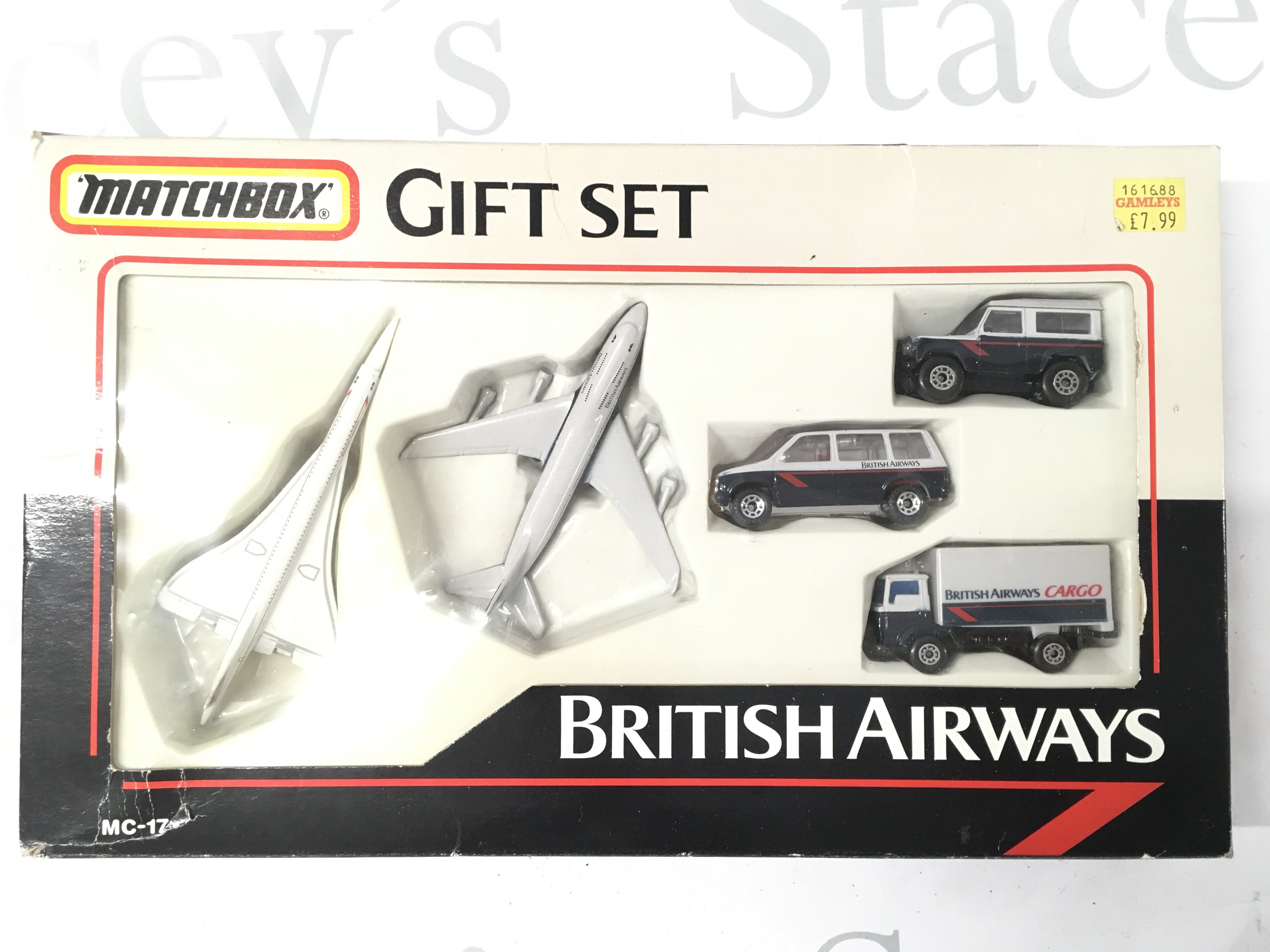 A Boxed Matchbox British Airways Gift Set #MC-17.