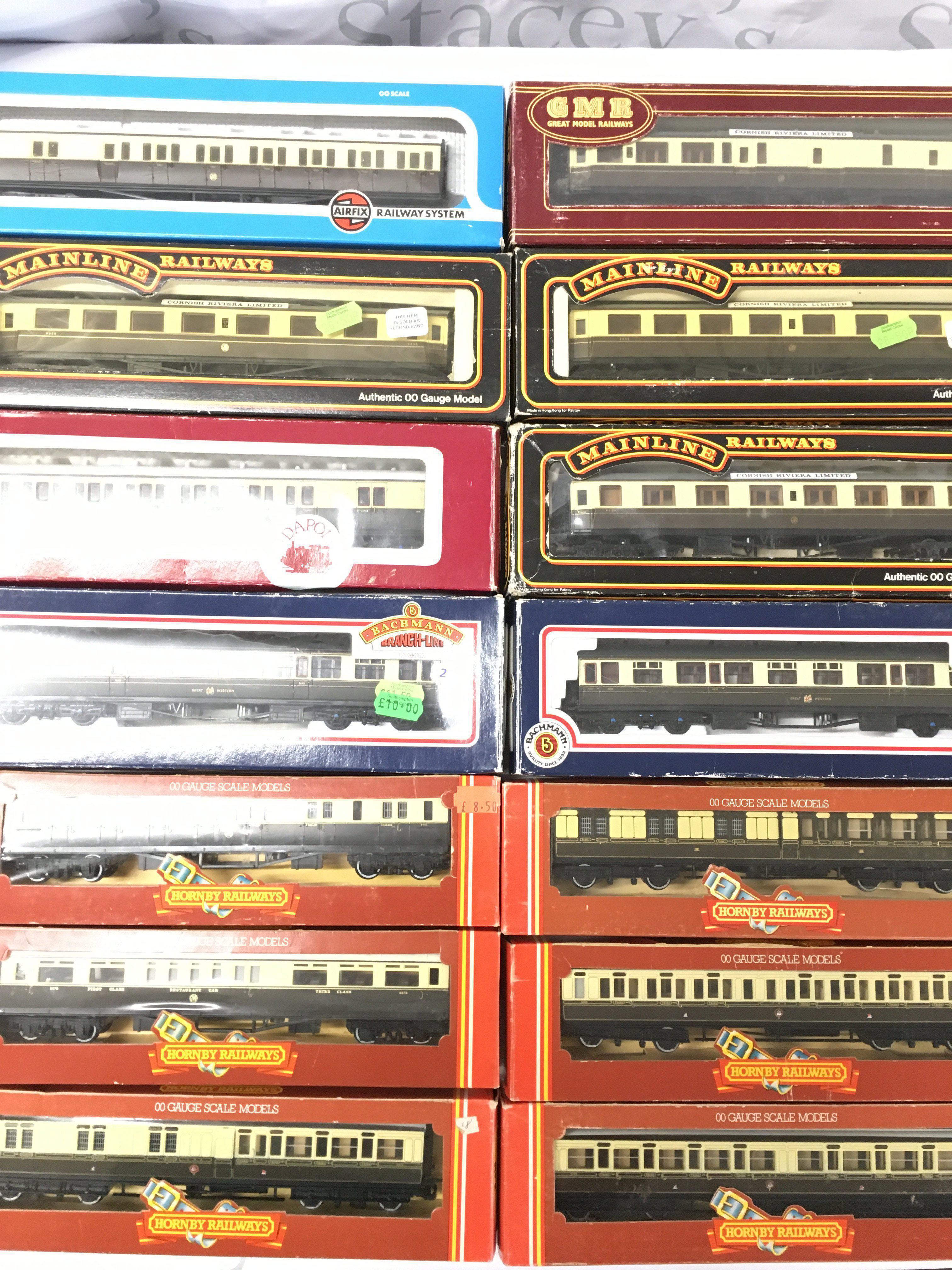 A Collection of Boxed 00 Gauge Coaches. No Reserve.