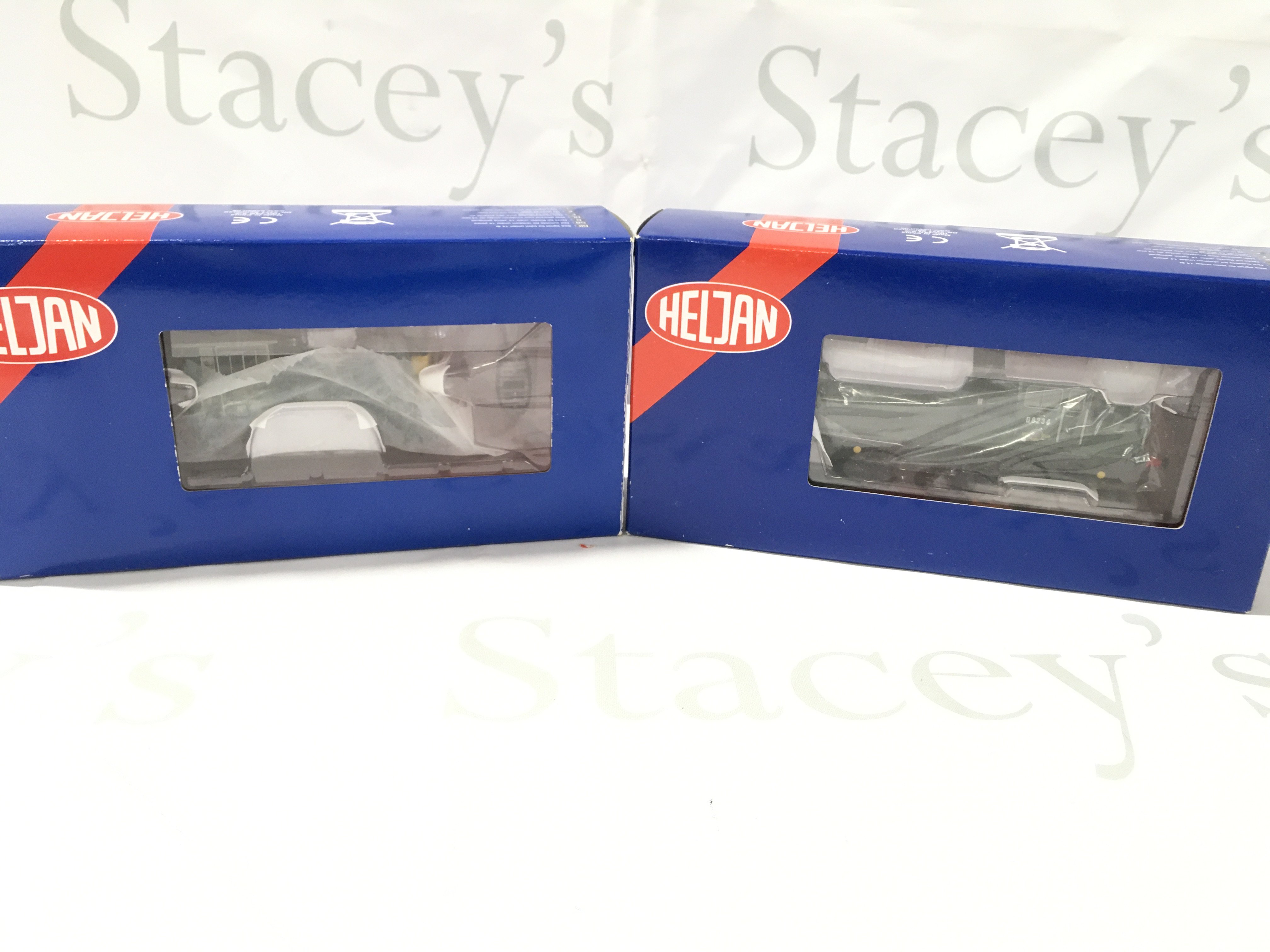 2 Boxed 0&rdquo; Gauge Heljan Locomotives. A Class 05 Shunter And A Class 15. Both DCC.
