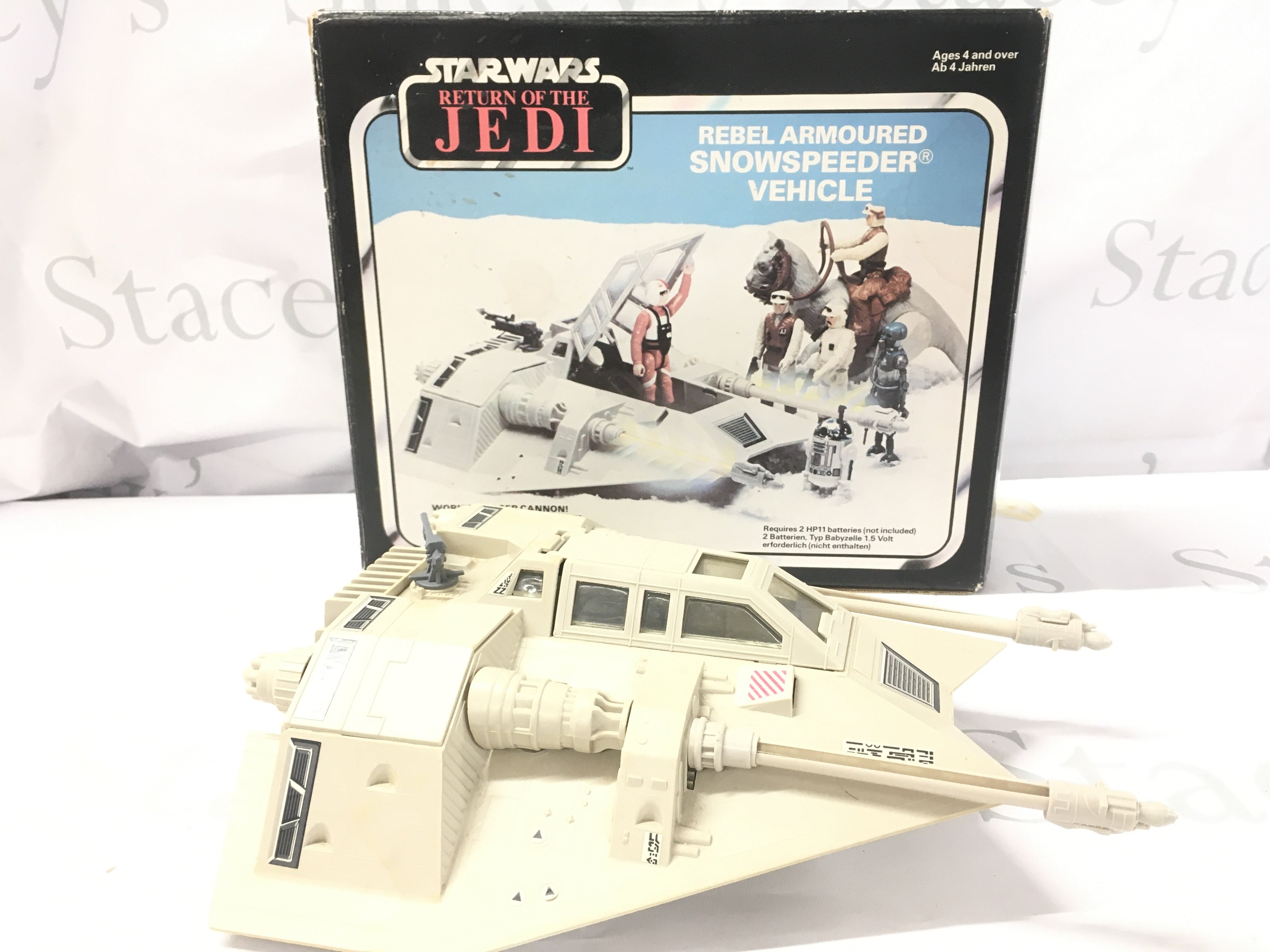 A Boxed Vintage Star Wars Snow Speeder. Harpoon Missing.