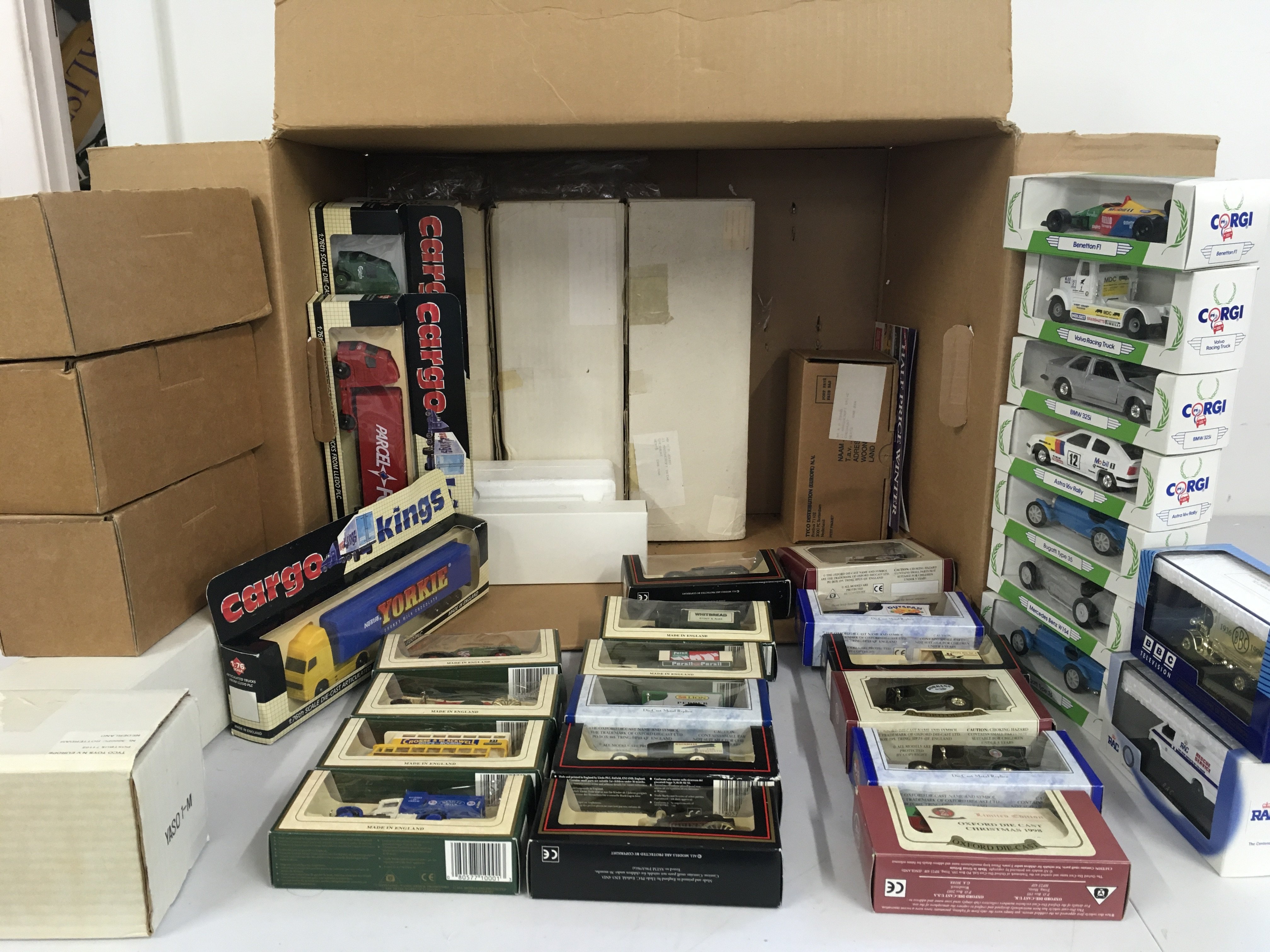 A collection of boxed modern diecast model vehicles by Oxford..Corgi etc. no reserve