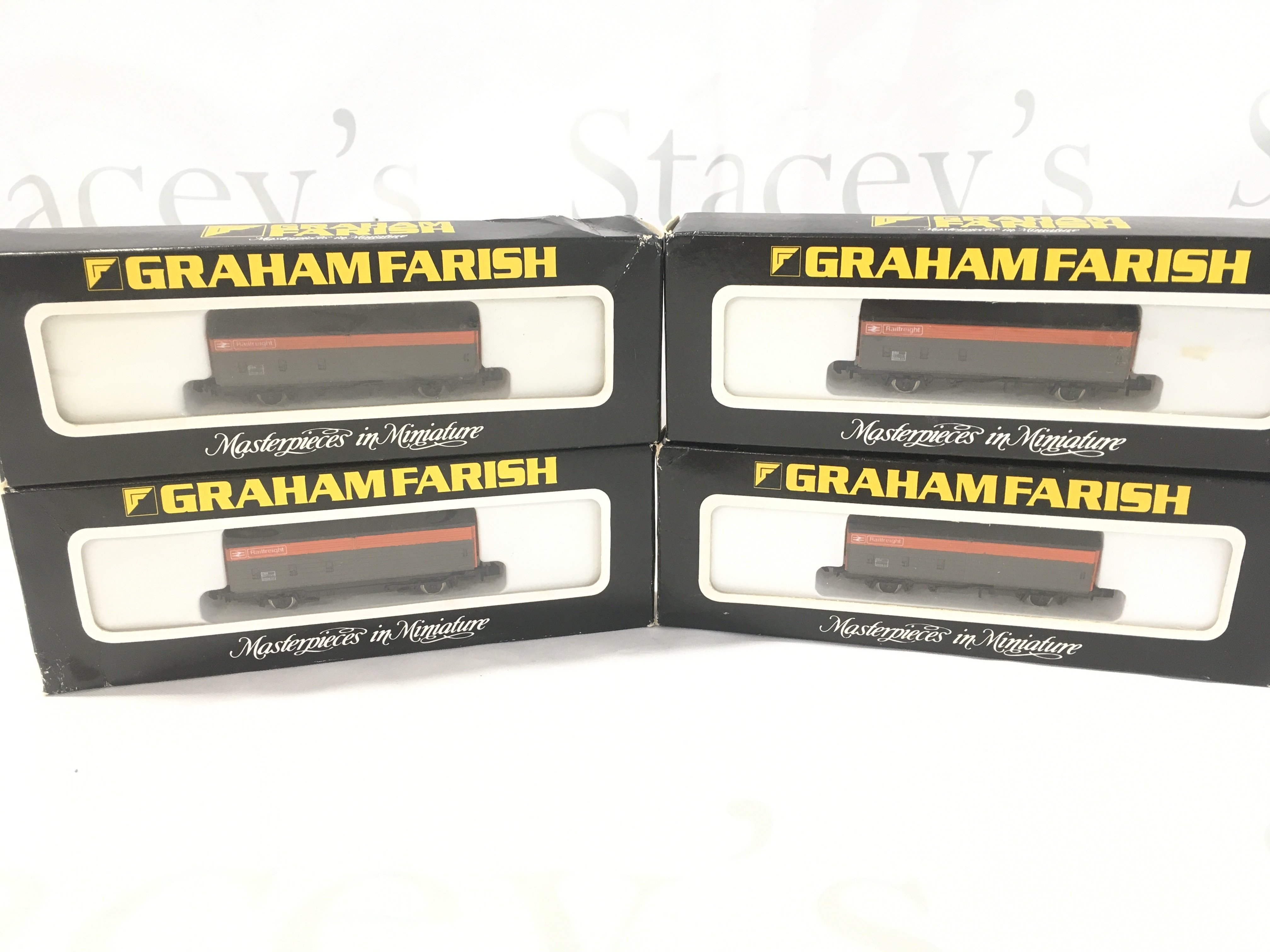4 Boxed Graham Farish N Gauge BR Speedlink VBA Vans.