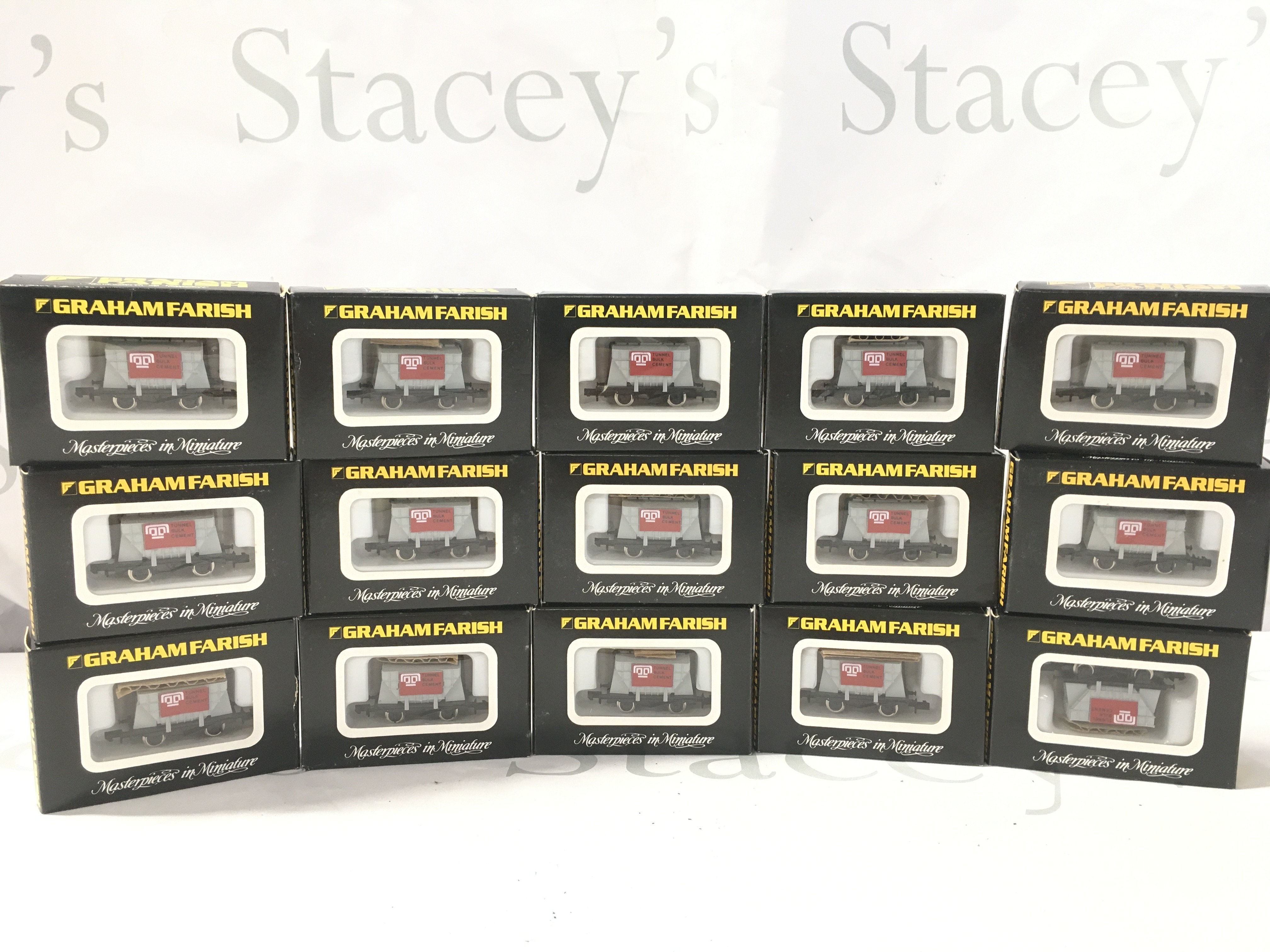 15 Boxed Graham Farish N Gauge Tunnel Cement Wagons.