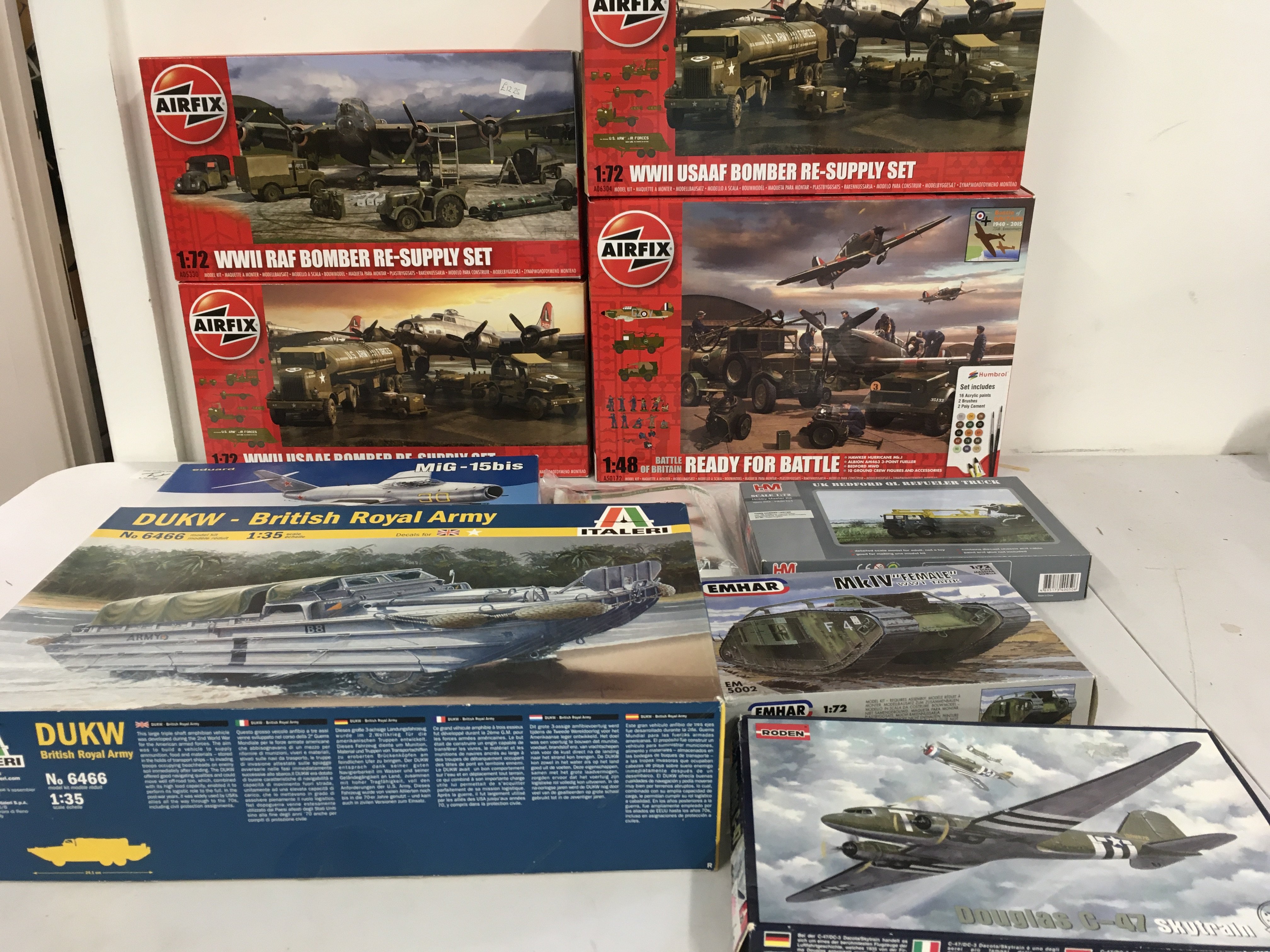 A collection of unstarted boxed plastic model kits by Airfix..Italeri..Emhar etc. features military aircraft and vehicles. No reserve