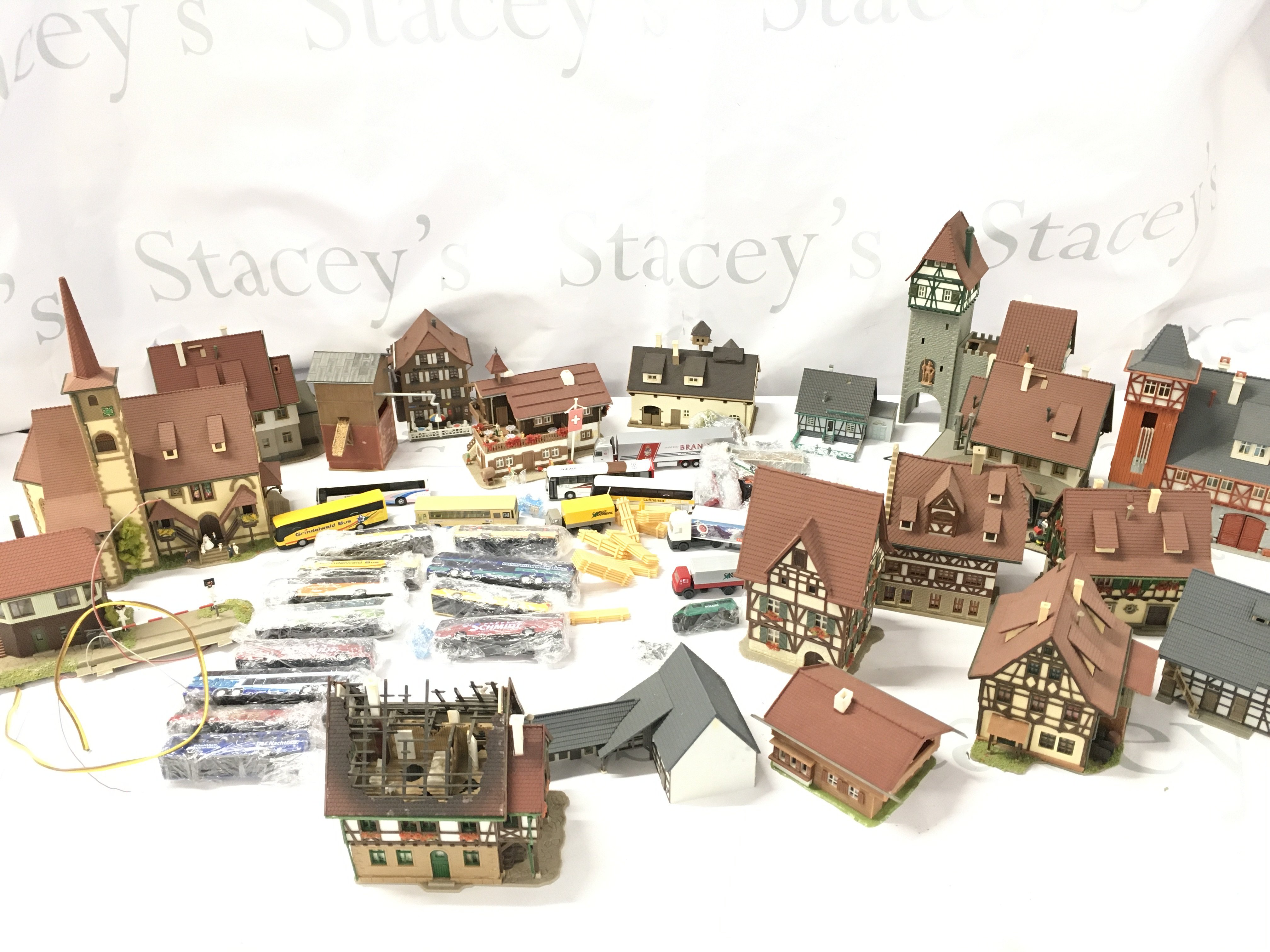 A Collection of N Gauge Built Model Kits And Vehicles.No Reserve.