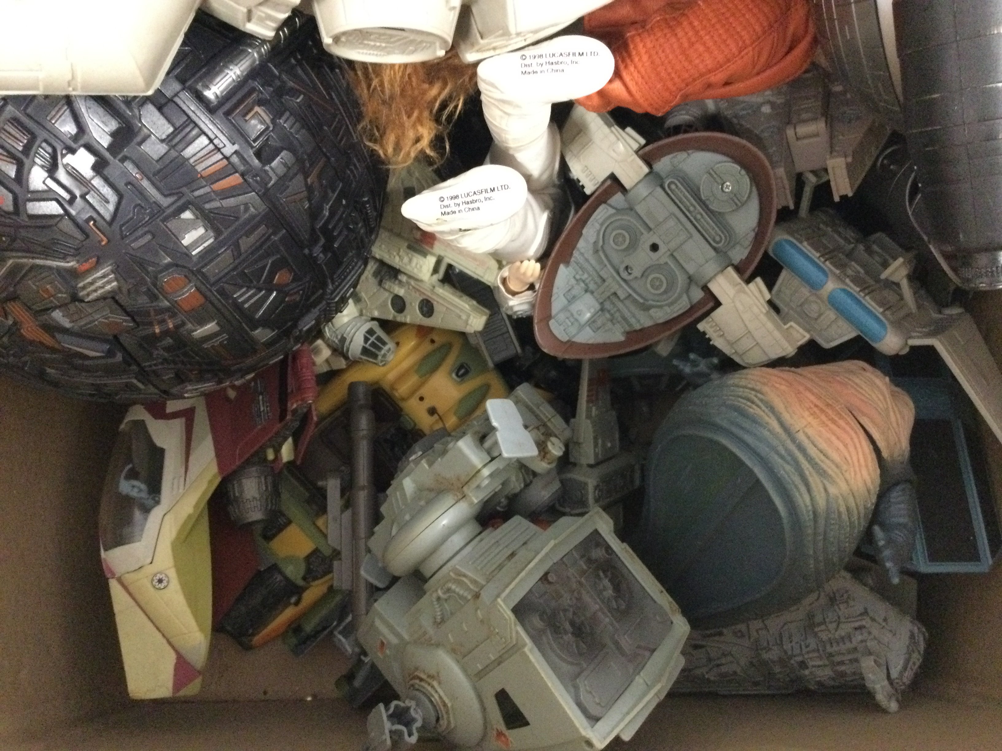 A Box Containing Various Modern Star Wars Toys. No Reserve.