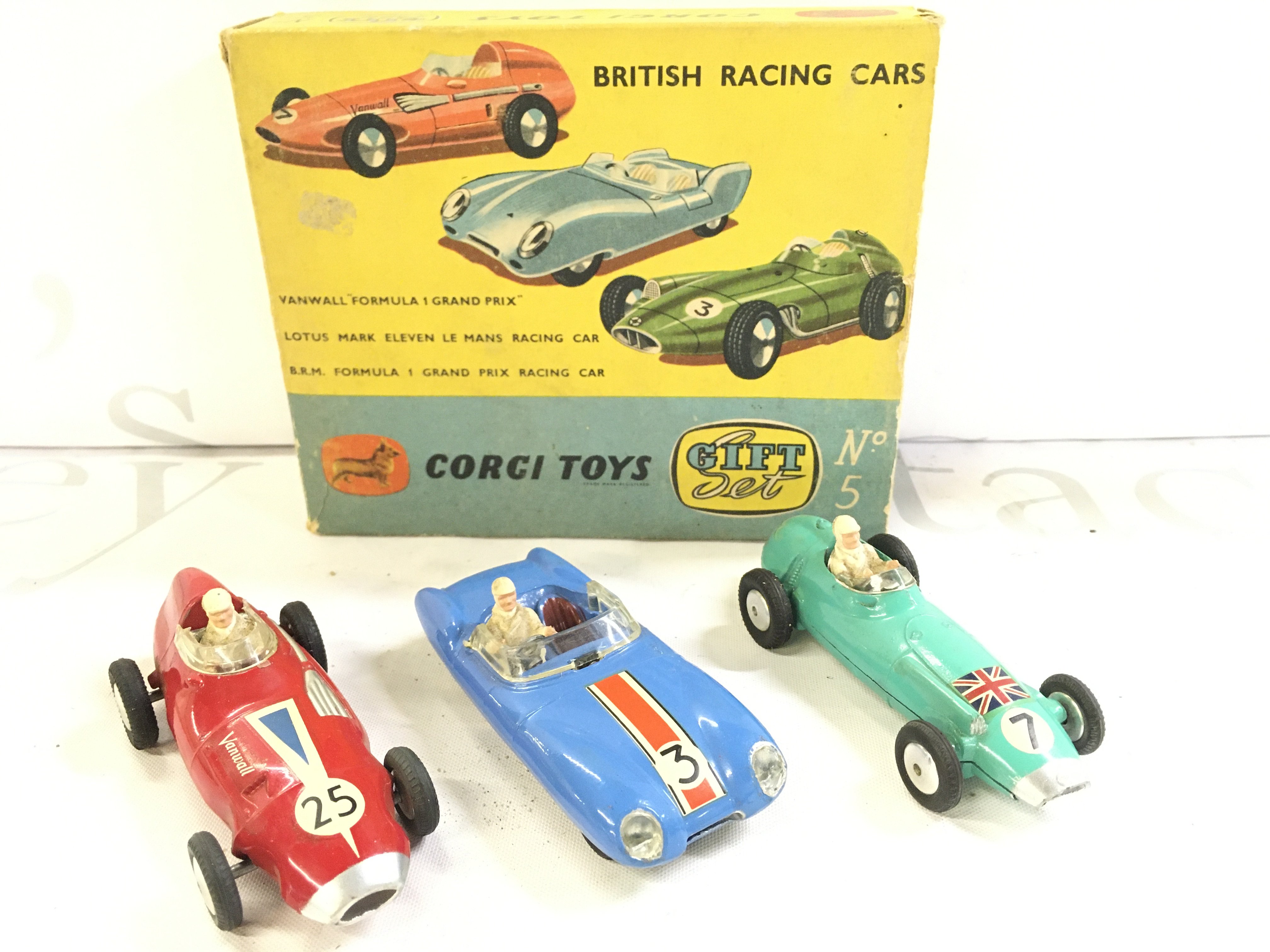 A Boxed Gorgi Gif Set #5 British Racing Cars. Vanwall Formula 1 Grand Pric. Lotus Mark Eleven Le Mans Racing Car. B.R.M Formula 1 Grand Prix Racing Car.