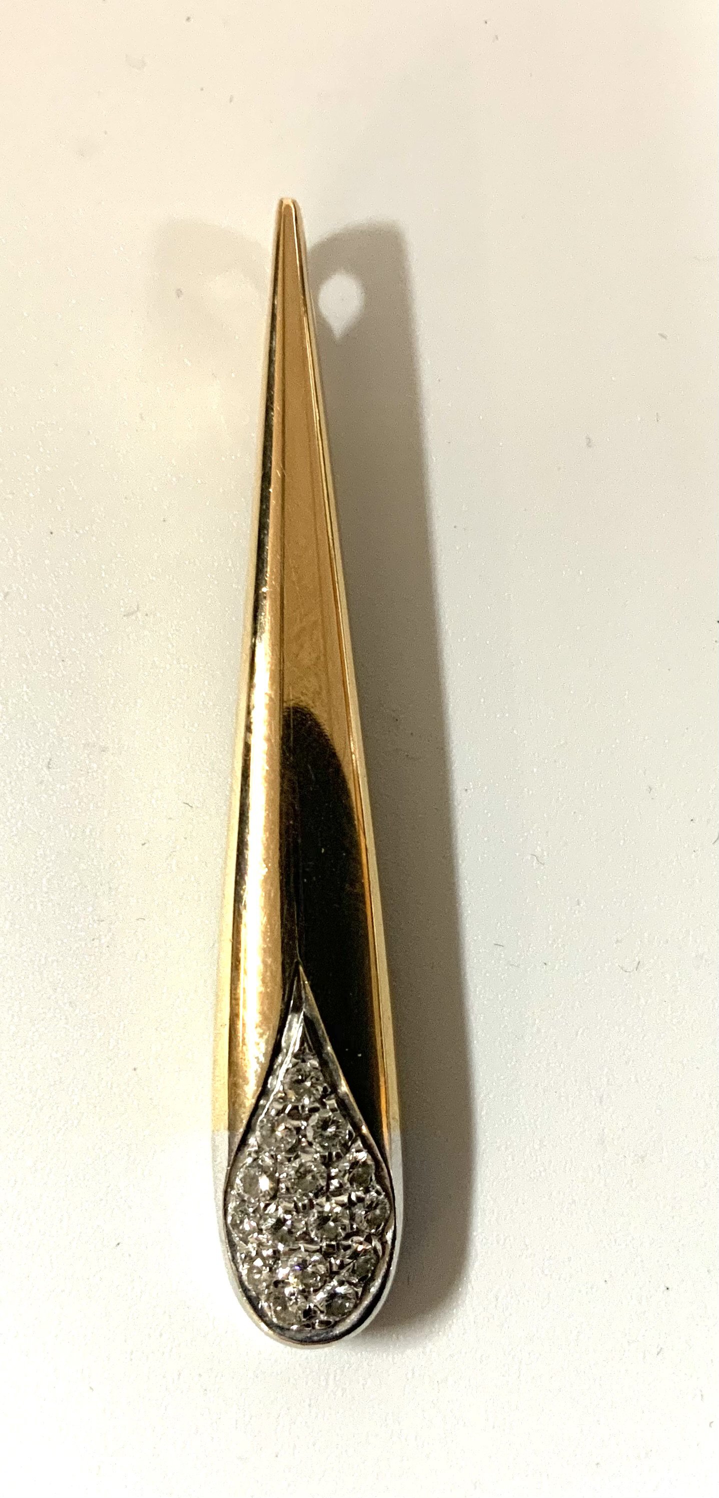 A heavy 18ct yellow and white gold tear drop pendant inset with diamonds, 5.7g, 4.8cm (A)