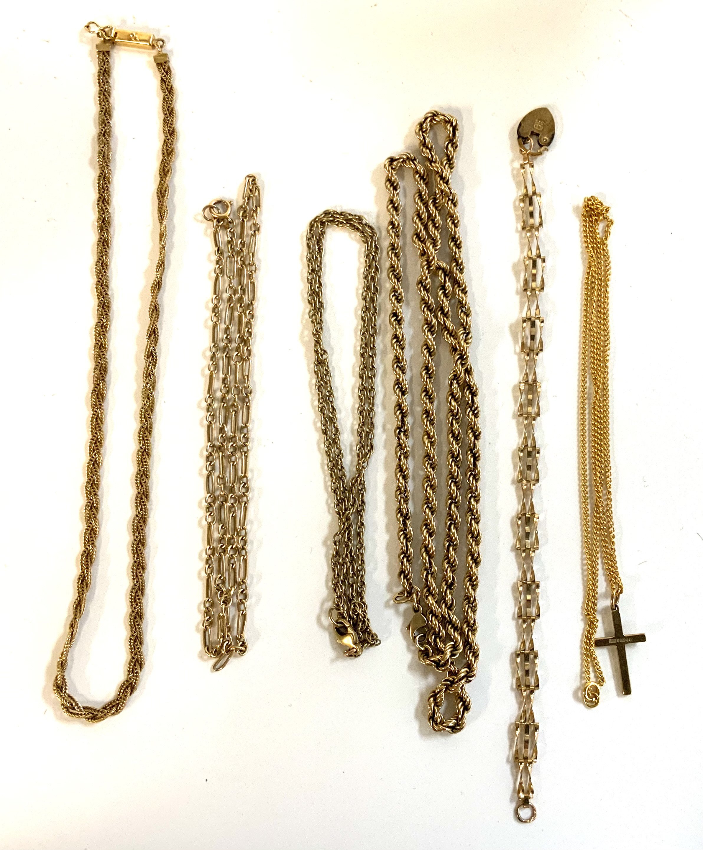 A mixed collection of 9ct gold chains and bracelets etc. (A)