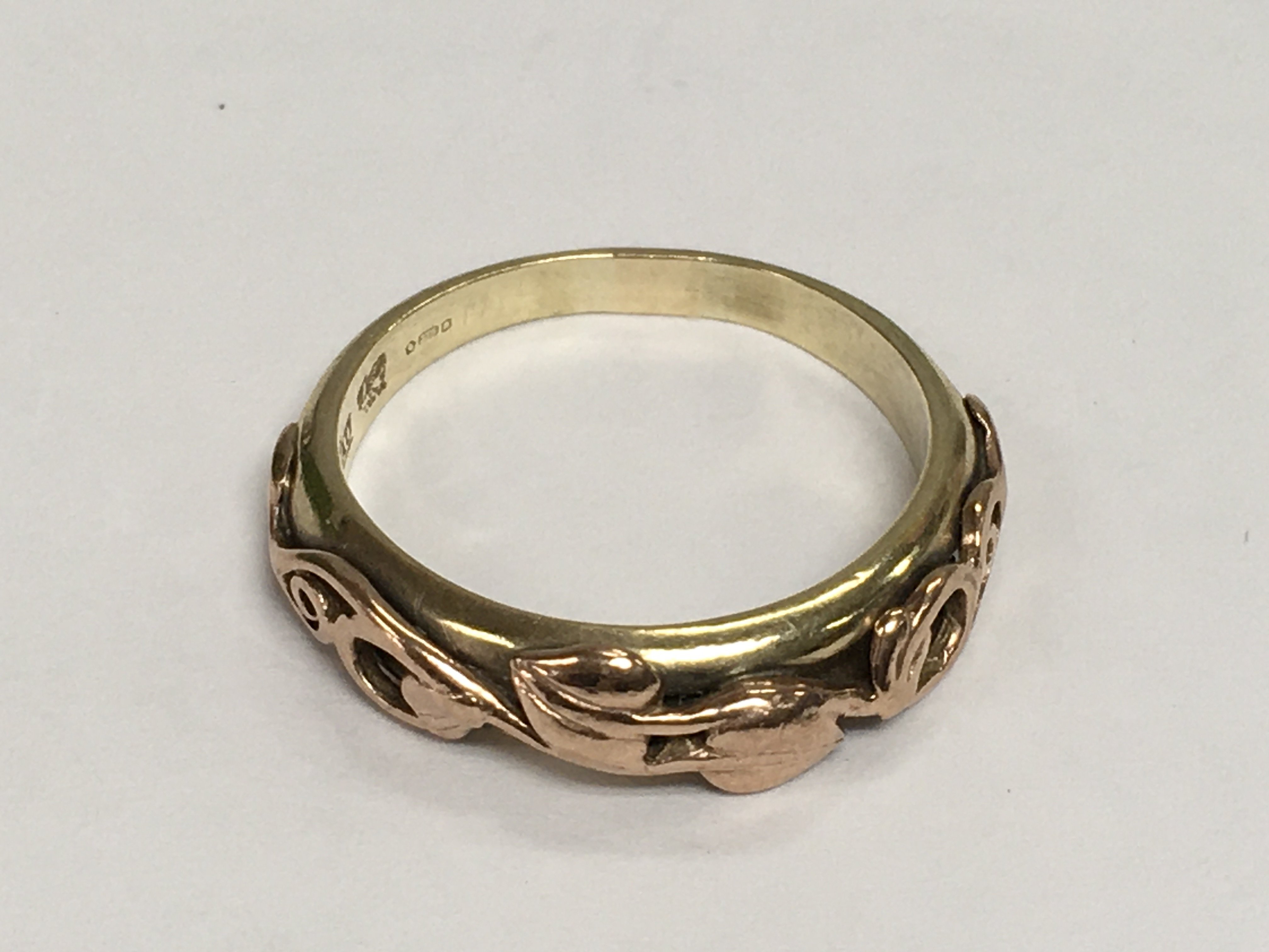 A welsh 9ct yellow and rose gold ring, approx 3g and approx size N. Shipping category A.