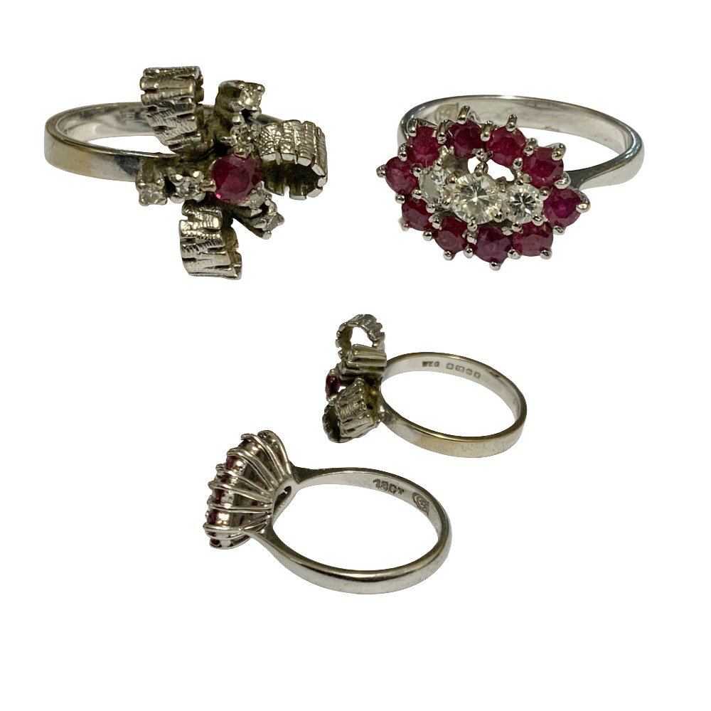 2 18ct white gold ruby and diamond set rings. 10.2g