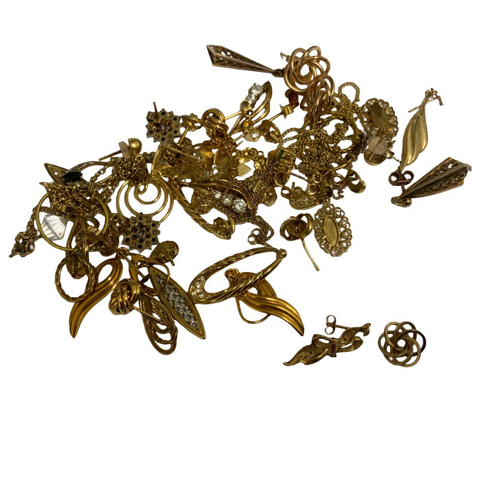A large collection of mixed 9ct gold earrings,
