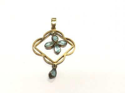 Small Edwardian 9ct gold pendant 1.22g