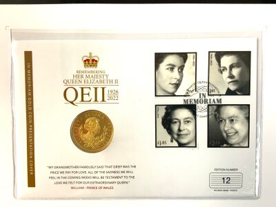 A Queen Elizabeth II gold presentation coin cover, 2022 Memorial issue, 31.21g, 24ct Gold, Proof finish.