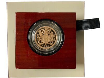 A 2022 Royal Mint issue Gold Proof sovereign, Queen Elizabeth III portrait.