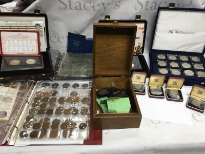 A collection of circulated coinage including pre 1947 and other commemorative sets.