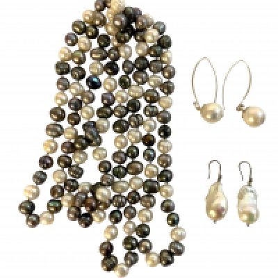 A string of blue and white baroque pearls together with 2 pairs of large baroque pearl earrings. NO RESERVE
