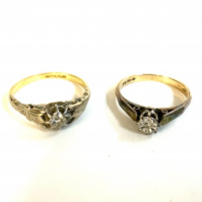 2 Solitare diamond rings. (1 18ct), (1 9ct).