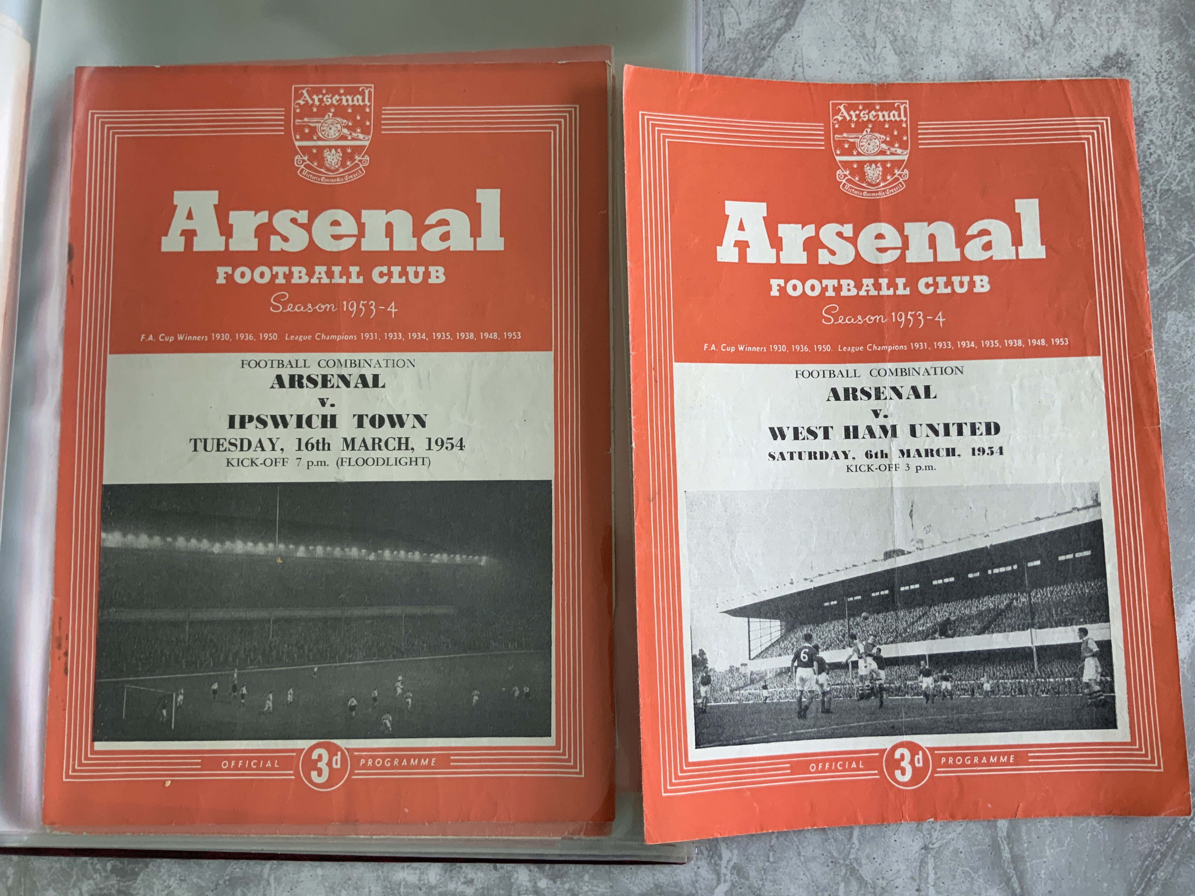 53/54 Arsenal Complete 1st Team + Reserves Football Programmes: Home programmes with all 30 first team including Aston Villa postponed, Charity Shield and friendlies. C/W 22 from the Football Combination + Cup plus 4 London FA Cup matches which includes Chelsea final replay. Majority good. (56)