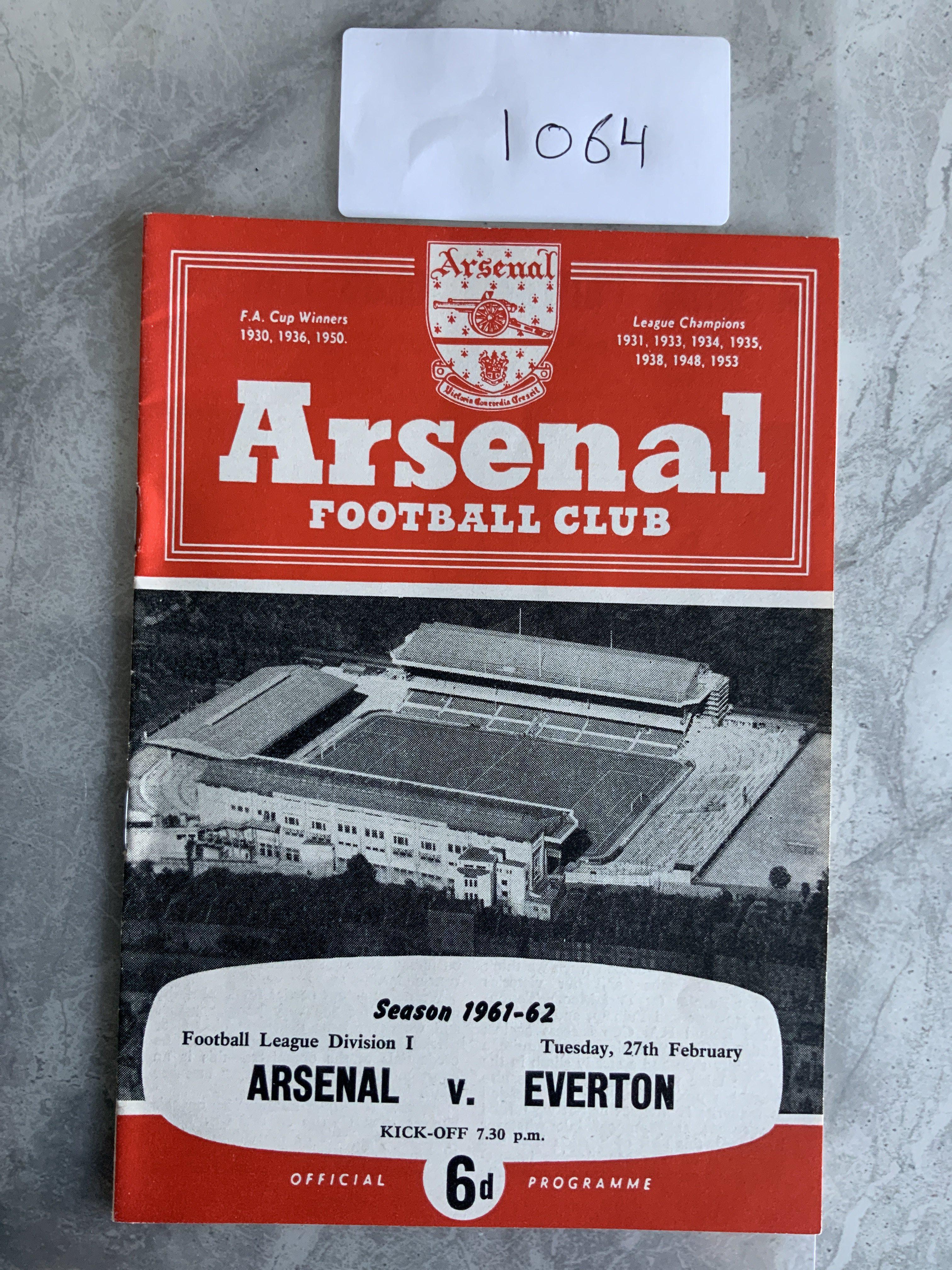 61/62 Arsenal v Everton Postponed Football Programme: Excellent condition  1st division programme dated 27 2 1962. No team changes. 