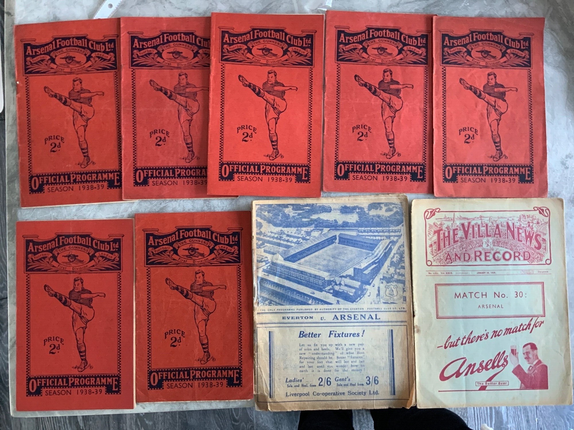 1938 - 1939 Arsenal Home Football Programmes: Huddersfield, Sunderland, Swiss Wanderers, Preston, Everton + Aston Villa both home and away. C/W Chelsea v Sheffield Wednesday FA Cup 3rd meeting at Highbury. Mainly good. (9)