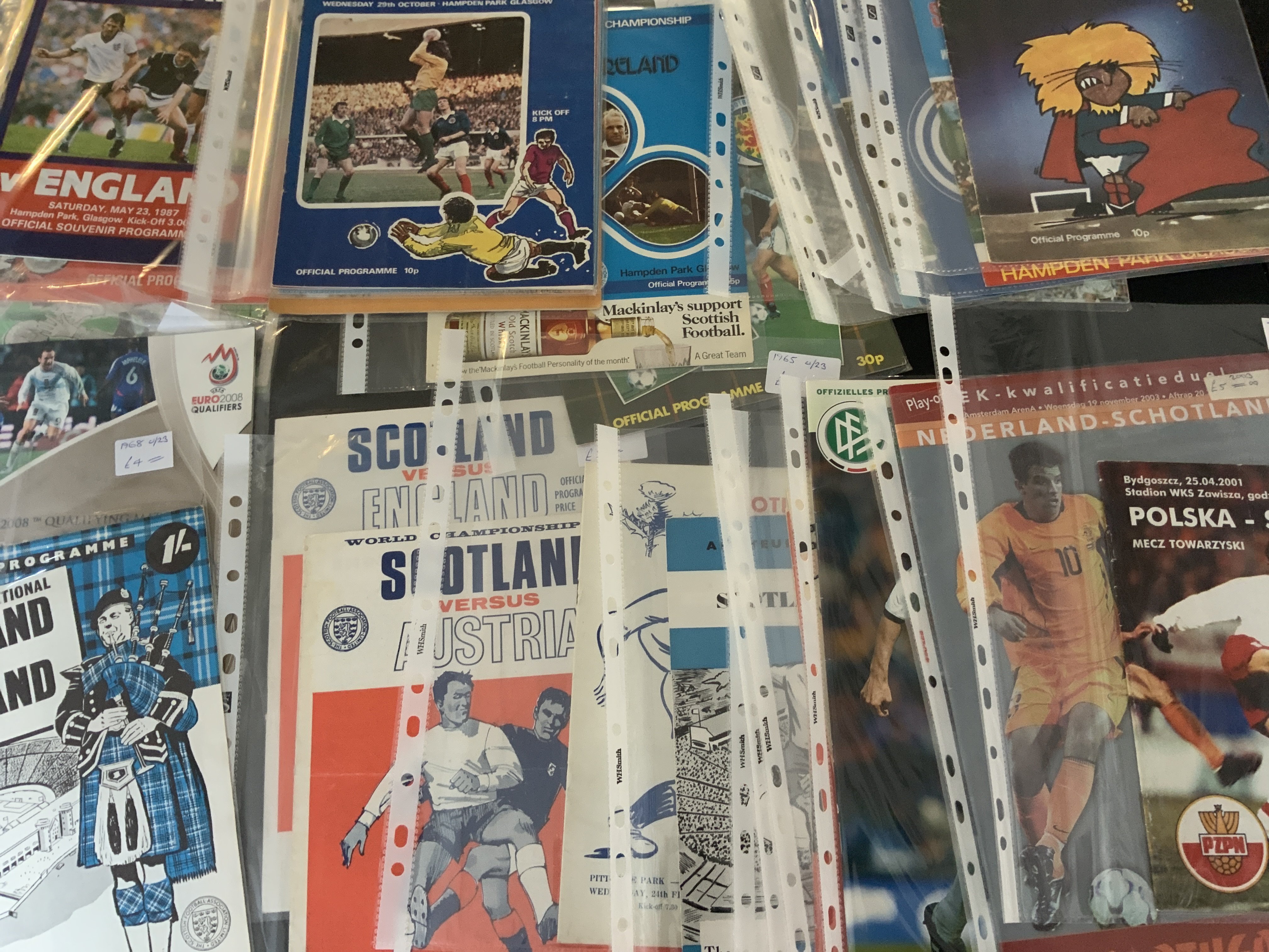 Scotland International Football Programmes: Includes Full internationals, Under 23, 21, 18, 15 and some aways in good condition. Instructions to sell. (est 180)