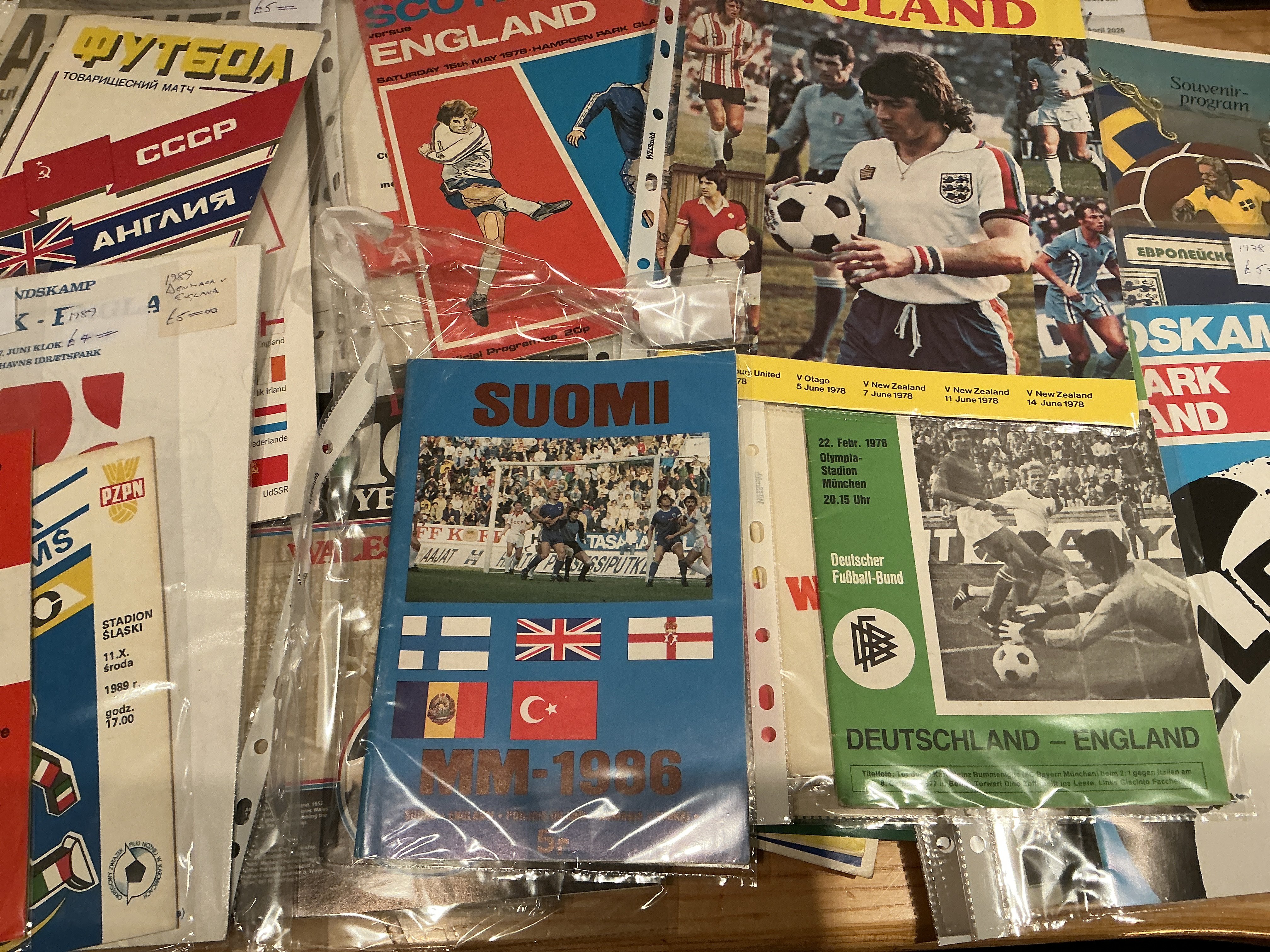 England Away Football Programmes: From the 70s onwards in excellent condition. Excellent with instructions to sell. (est 100)